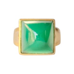 Vintage Green Agate and 9 Carat Gold Ring