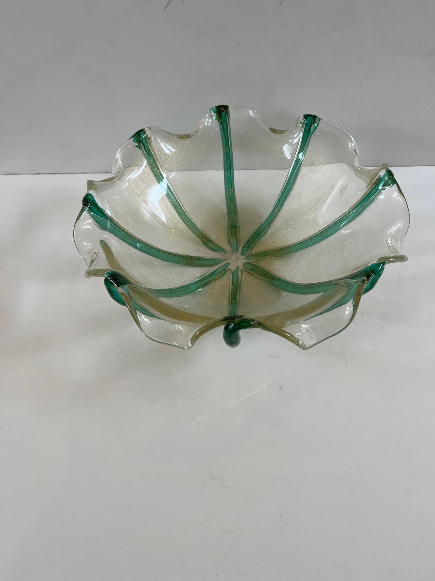 Vintage Green and Clear Murano Glass Bowl For Sale 3