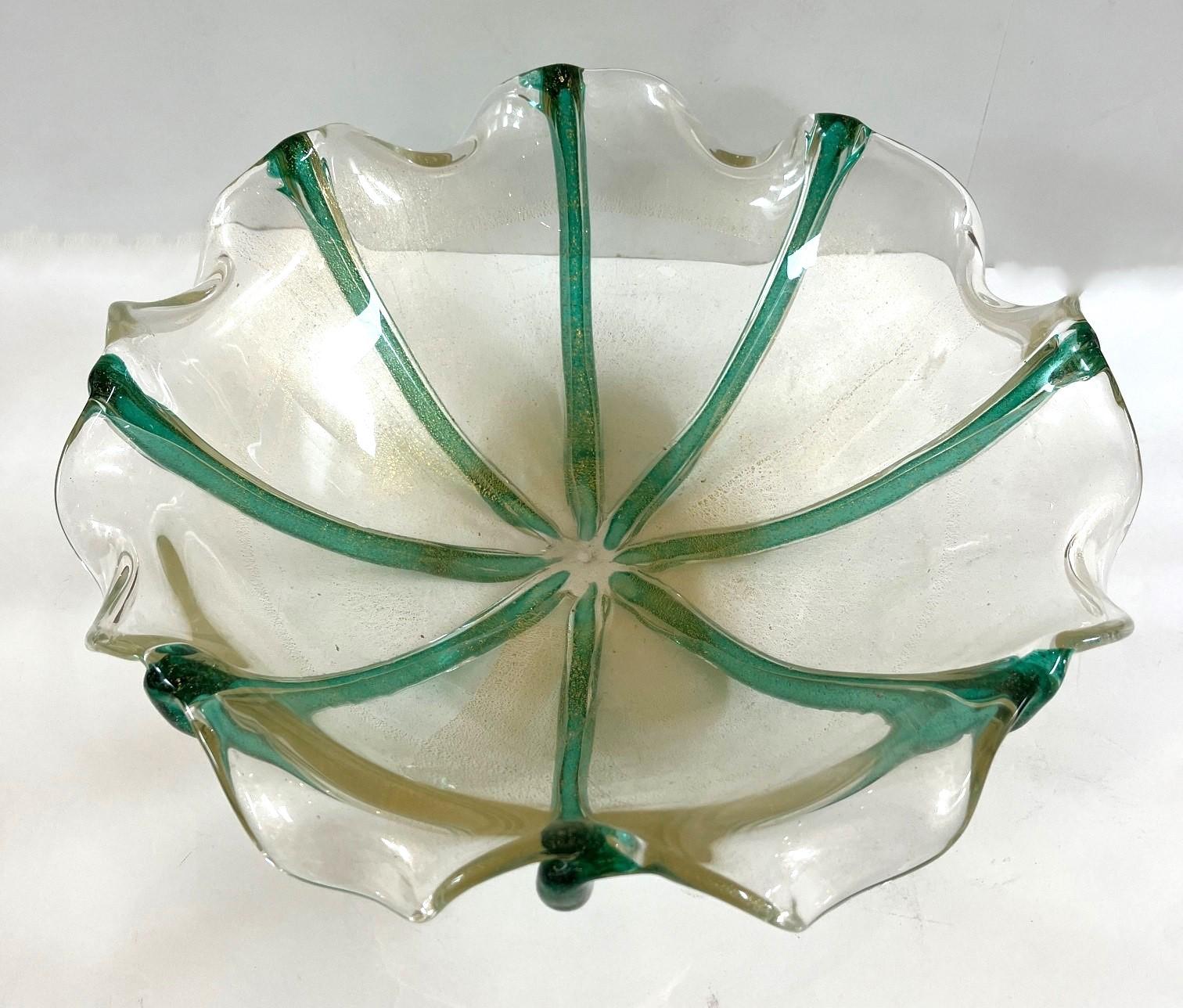 Vintage Green and Clear Murano Glass Bowl For Sale 4