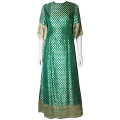 Robe indienne vintage verte et dorée