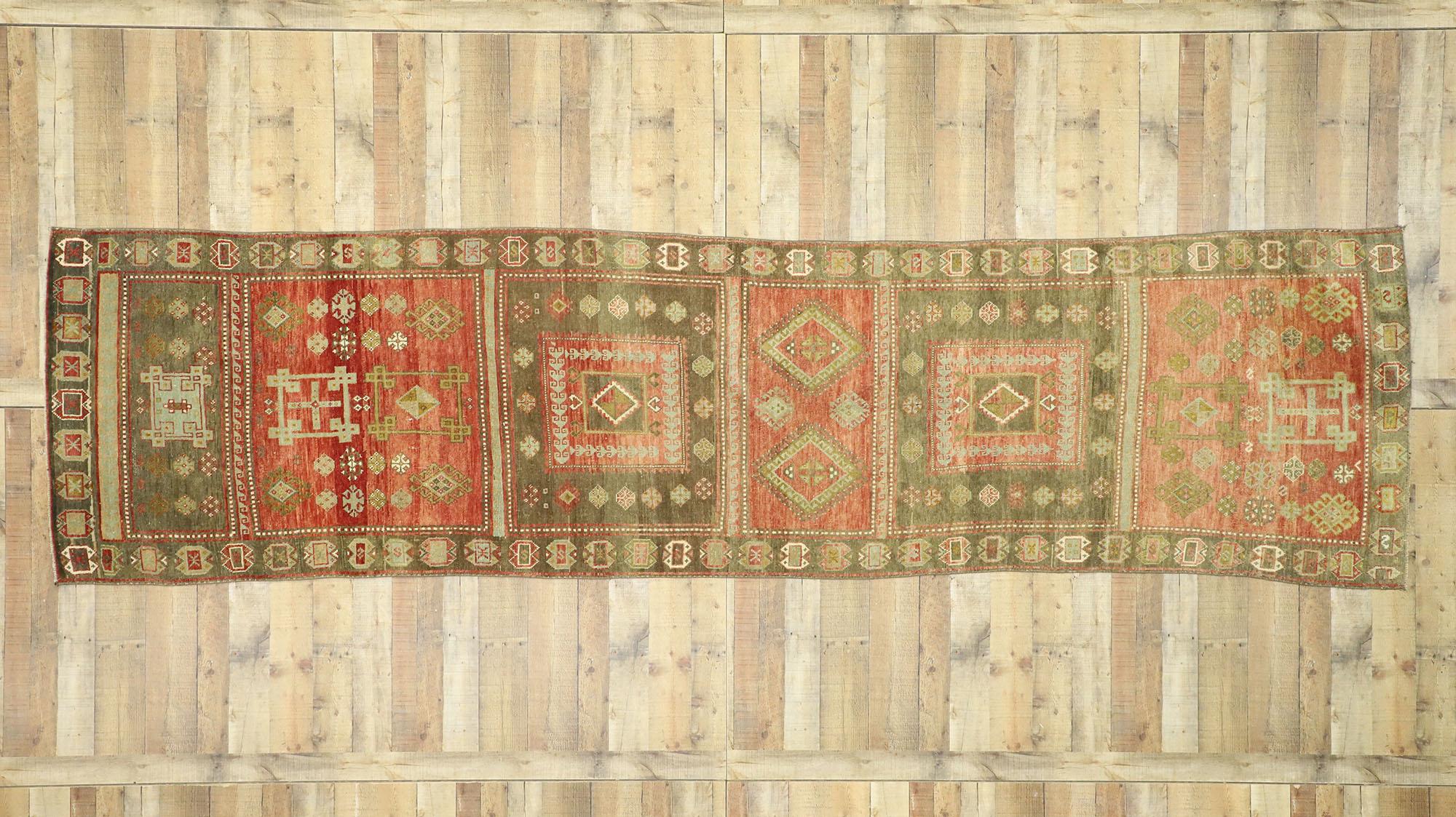 Alfombra Turca Oushak Vintage Verde y Roja, 03'07 X 14'06 en venta 1