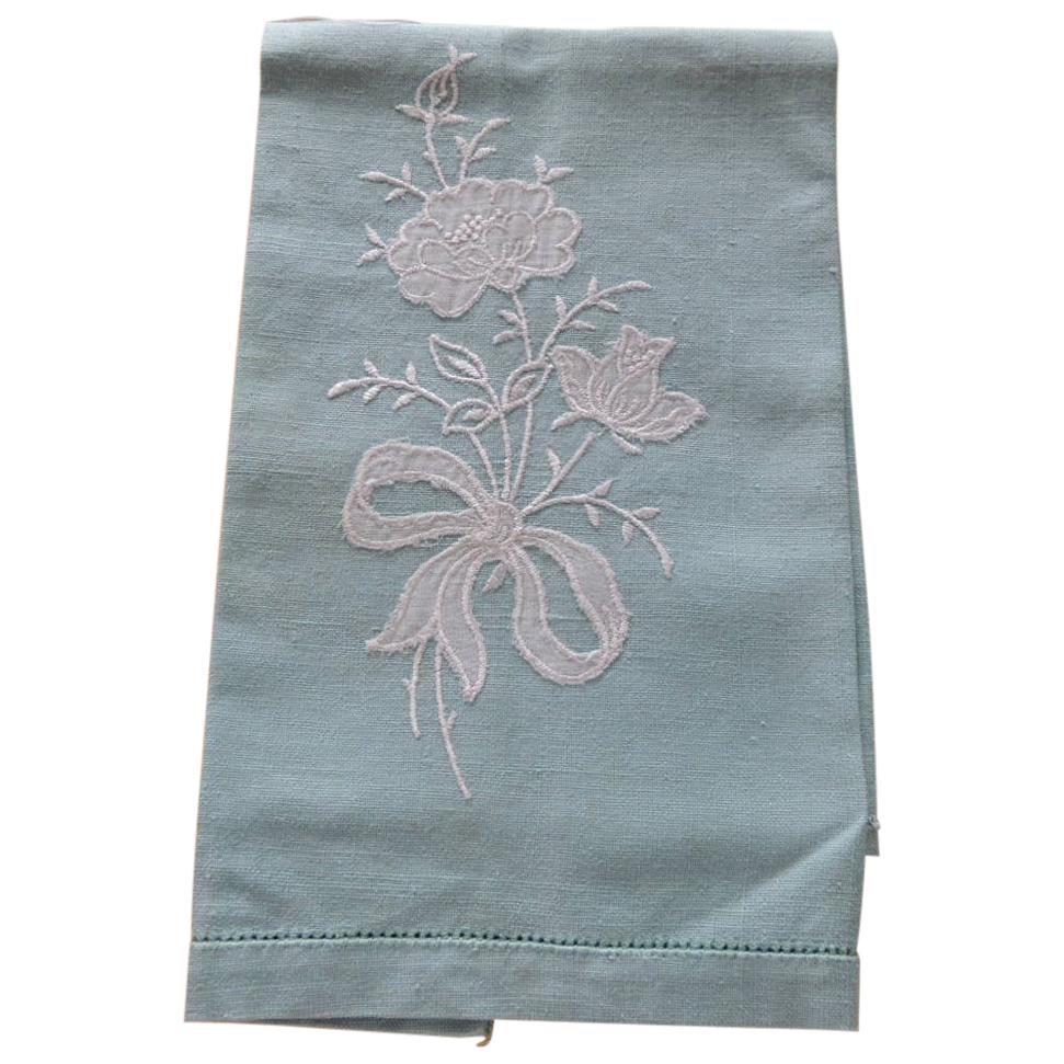 Vintage Green and White Embroidered Flower Linen Guest Towel For Sale