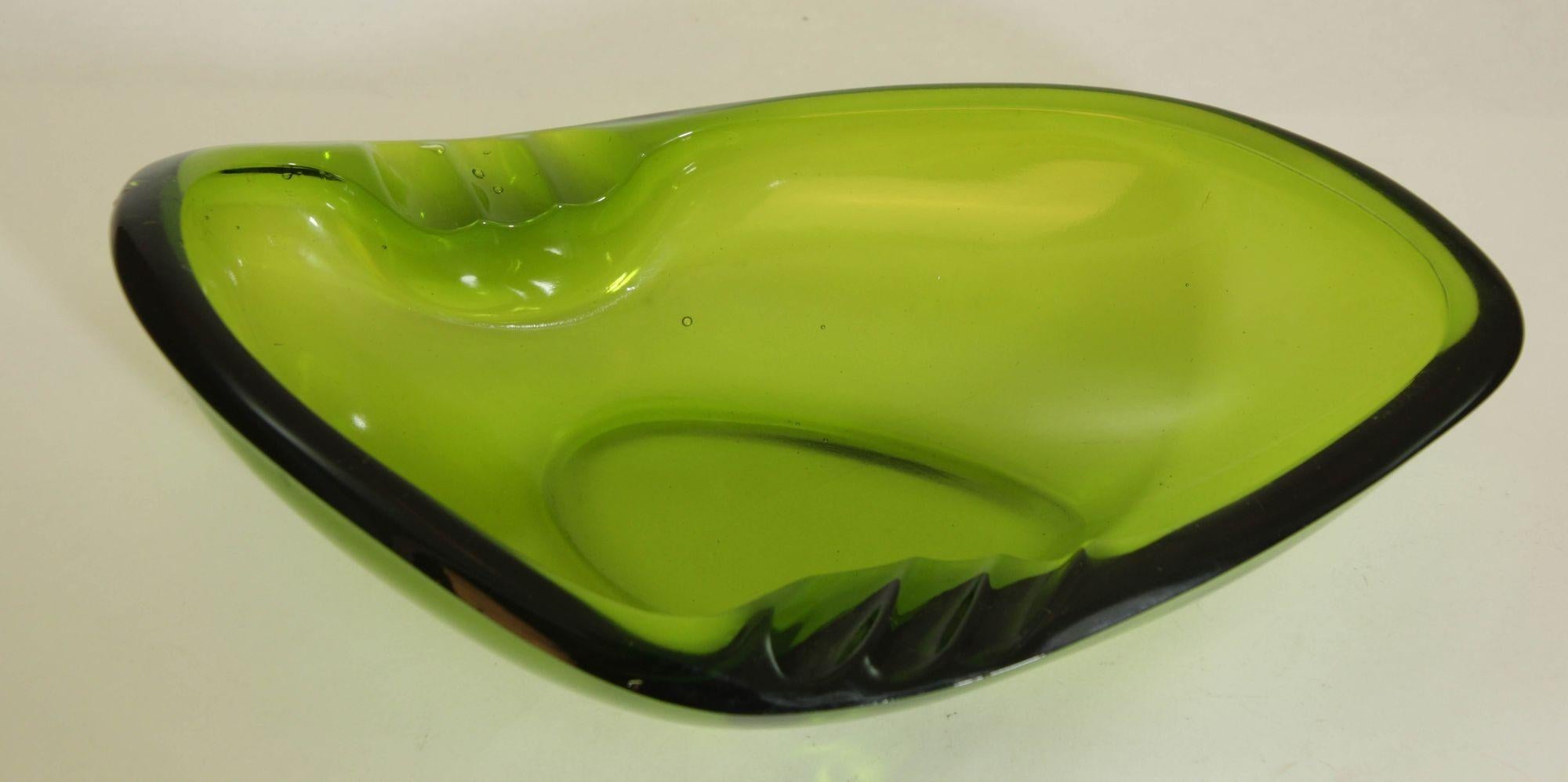 American Vintage Green Art Glass Teardrop Boomerang Shape Ashtray 1960s