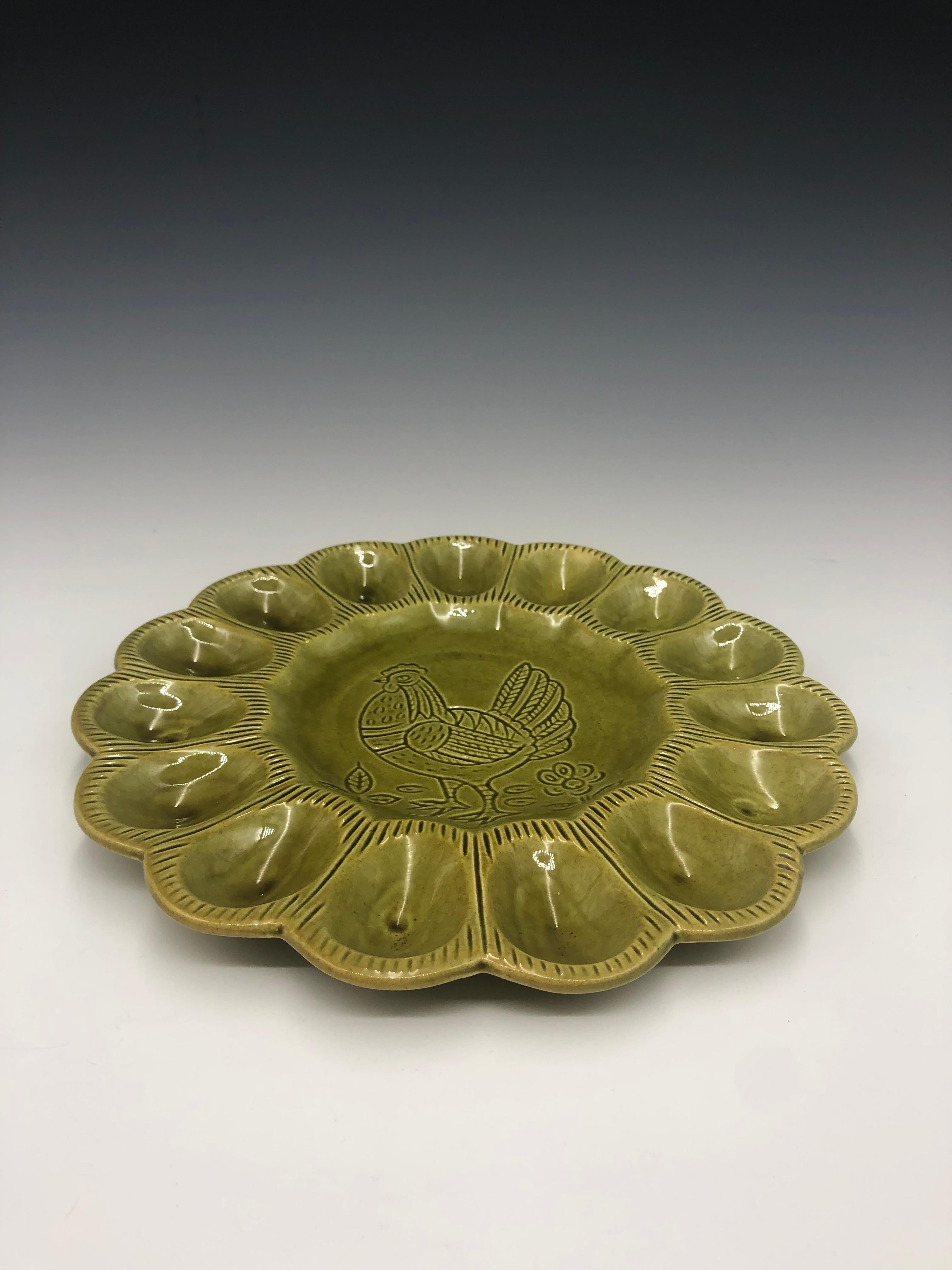American Vintage Green California Ceramic Egg Platter For Sale
