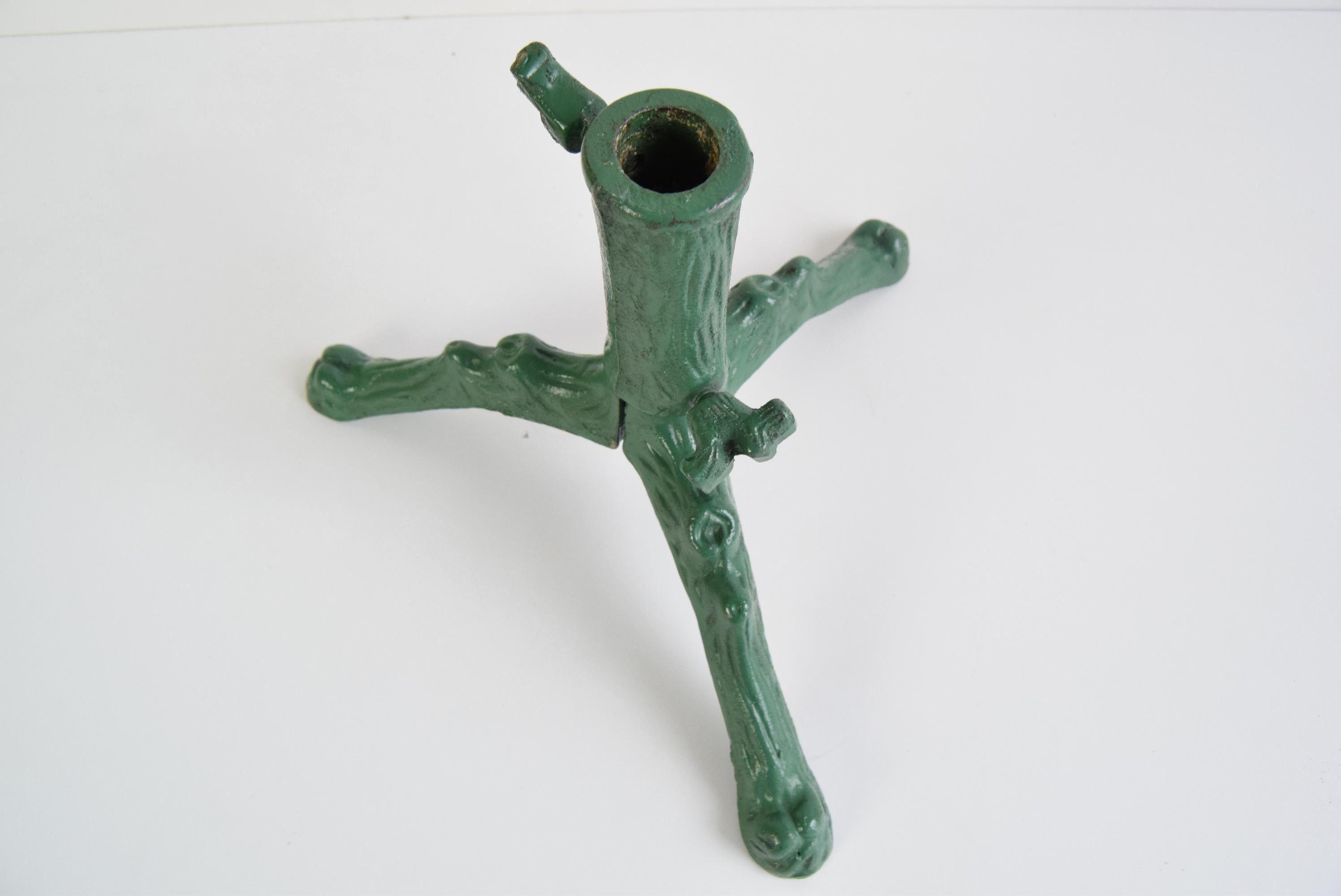 Mid-Century Modern Vert Vintage  Stand de sapin de Noël, Tchécoslovaquie, années 1960. en vente