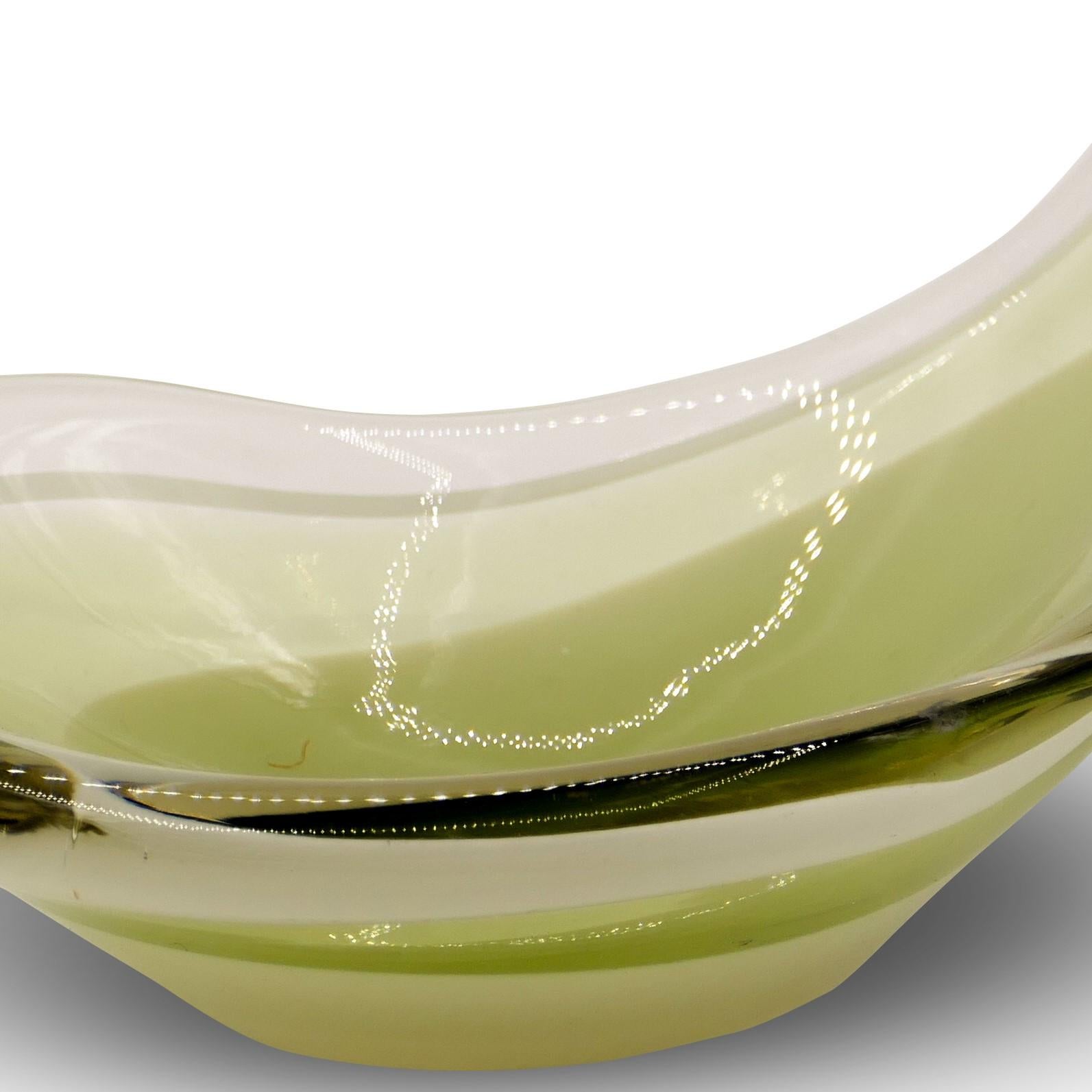 Mid-Century Modern Vintage Green Crystal Coquille Bowl, by Paul Kedelv for Flygsfors, 1950s