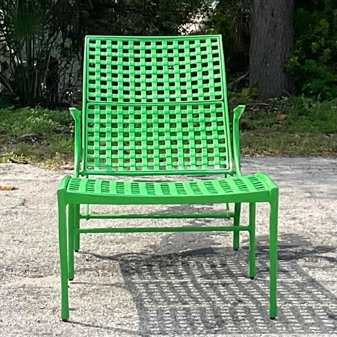 Vintage Green Dan Johnson Chaise Lounge for Brown Jordan In Good Condition For Sale In west palm beach, FL