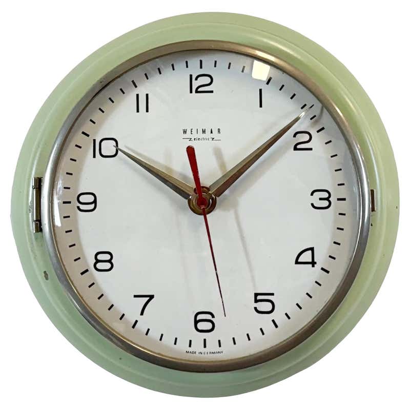 German Clocks - 329 For Sale at 1stDibs | junghans clock catalogue ...