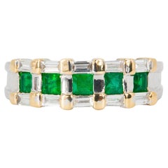 Anillo Vintage de Esmeralda Verde y Diamantes en Oro Bicolor de 18k