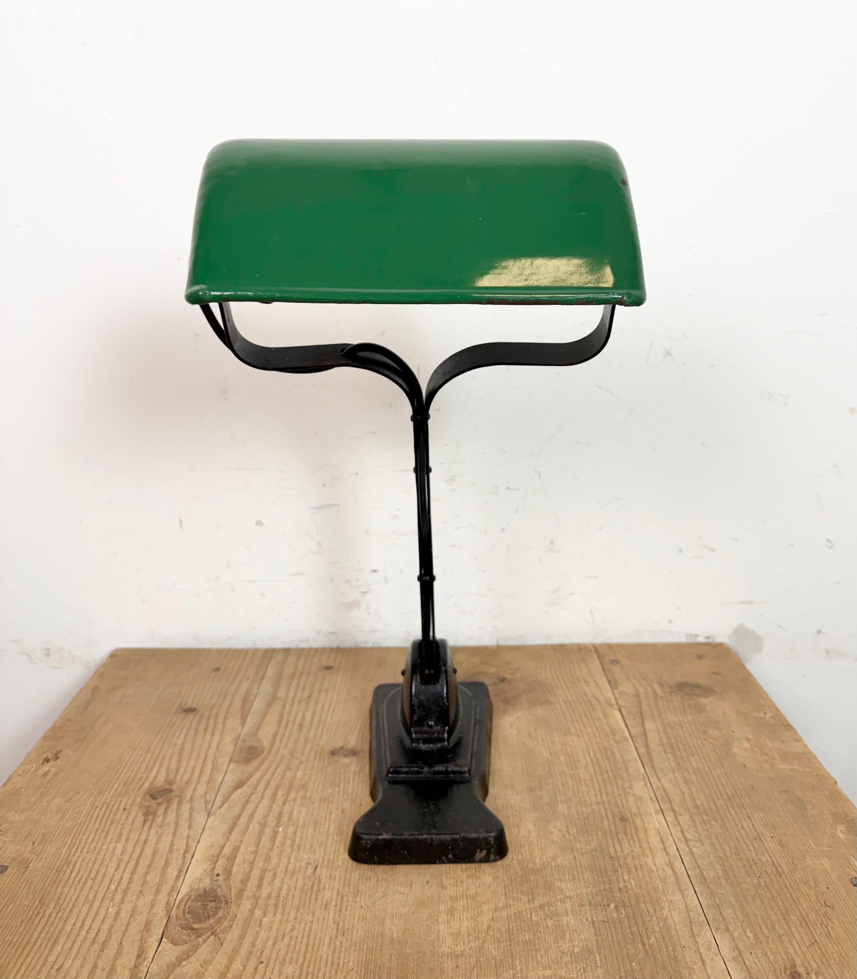 Vintage-Banklampe aus grüner Emaille, 1930er-Jahre im Angebot 4