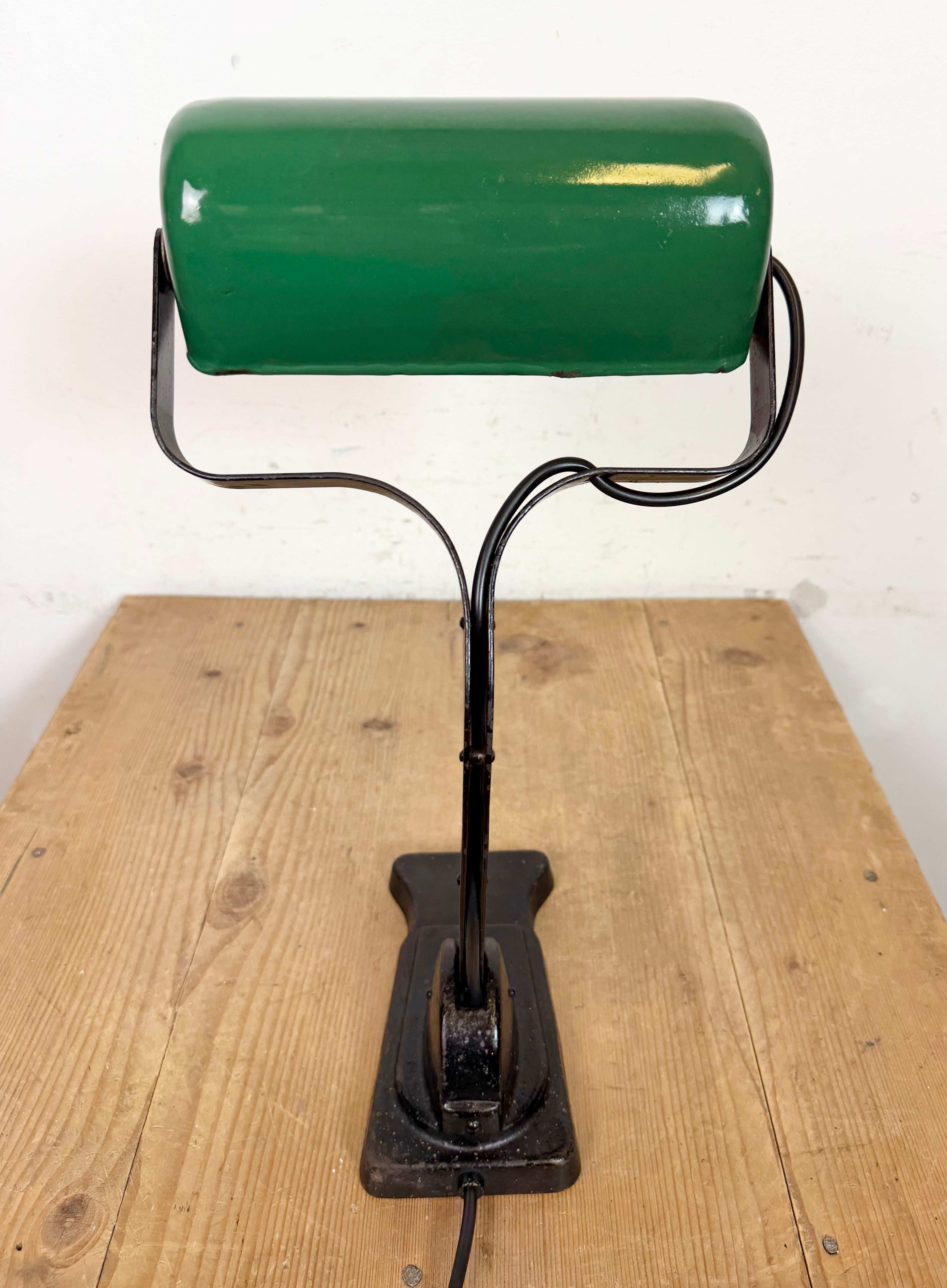 Vintage-Banklampe aus grüner Emaille, 1930er-Jahre im Angebot 9