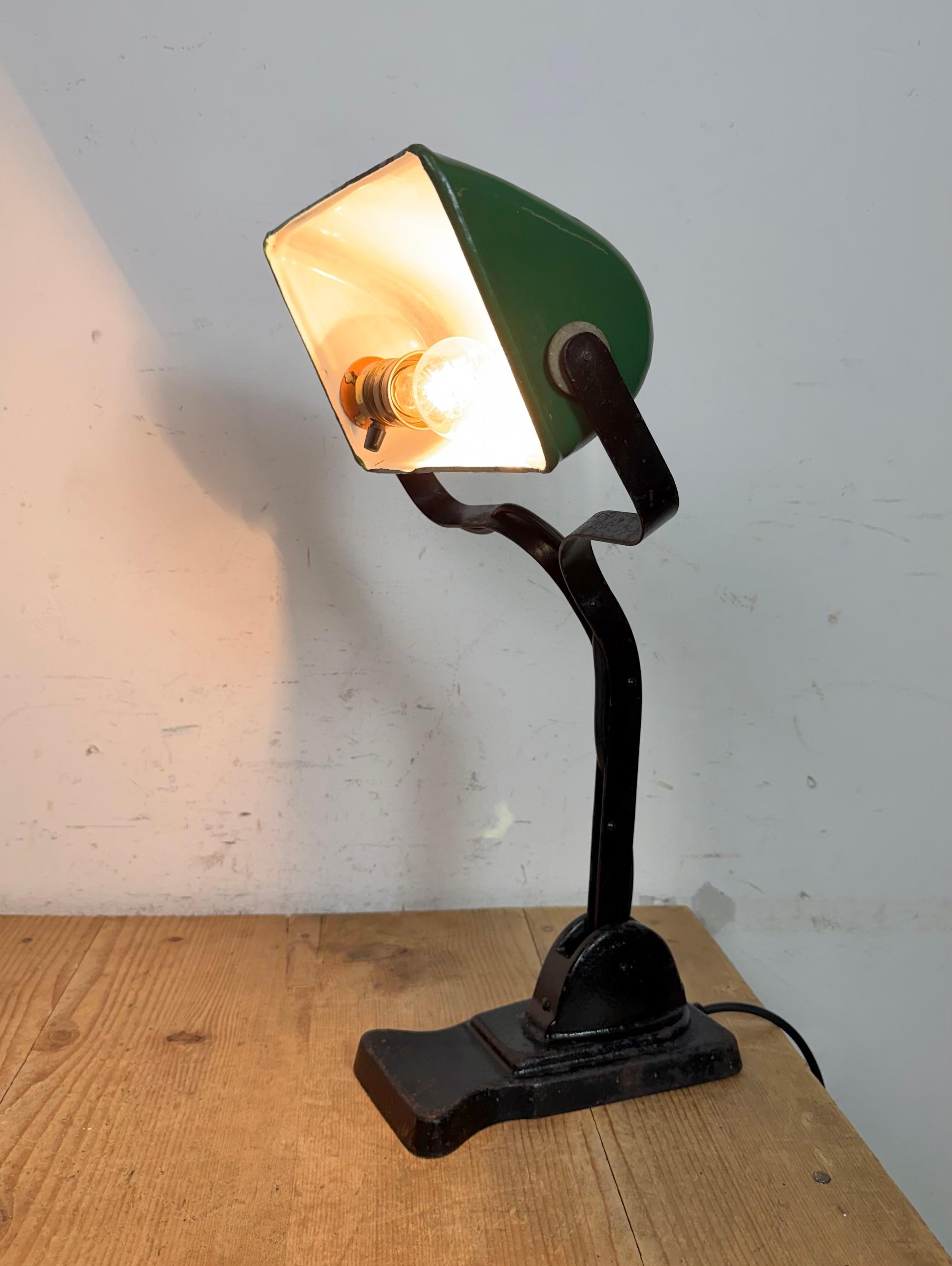 Vintage-Banklampe aus grüner Emaille, 1930er-Jahre im Angebot 12