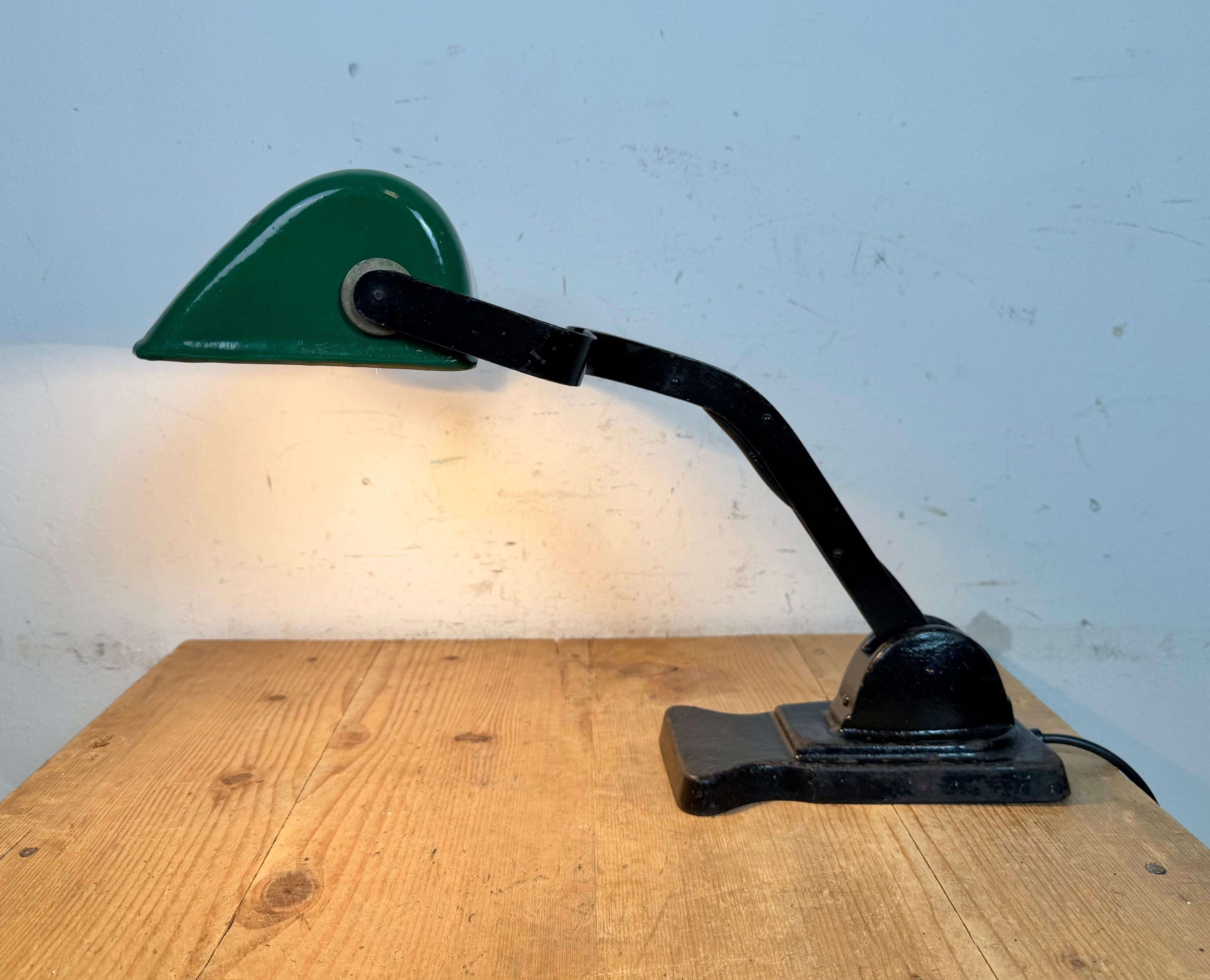 Vintage-Banklampe aus grüner Emaille, 1930er-Jahre im Angebot 13