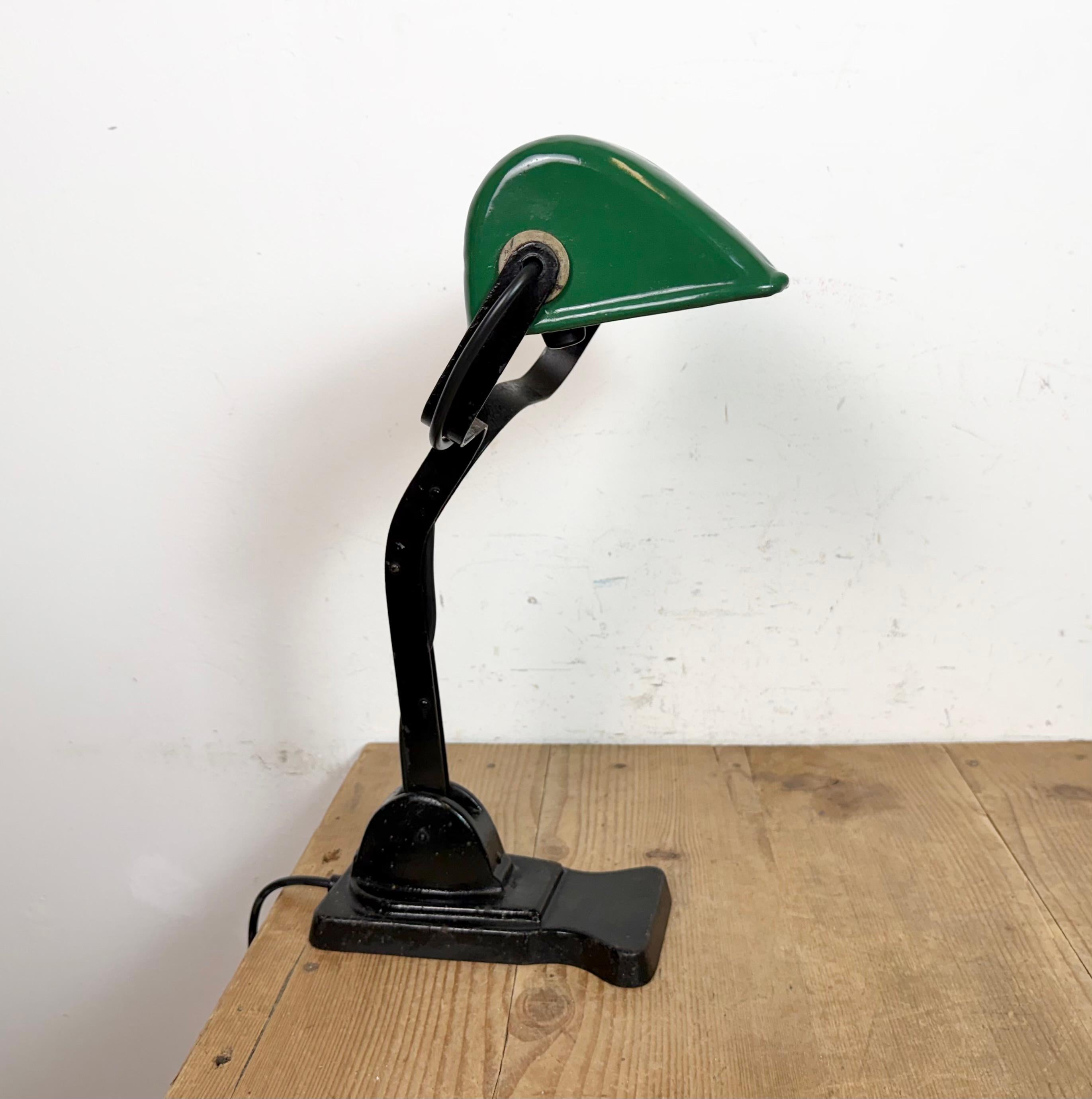 Vintage-Banklampe aus grüner Emaille, 1930er-Jahre im Angebot 1