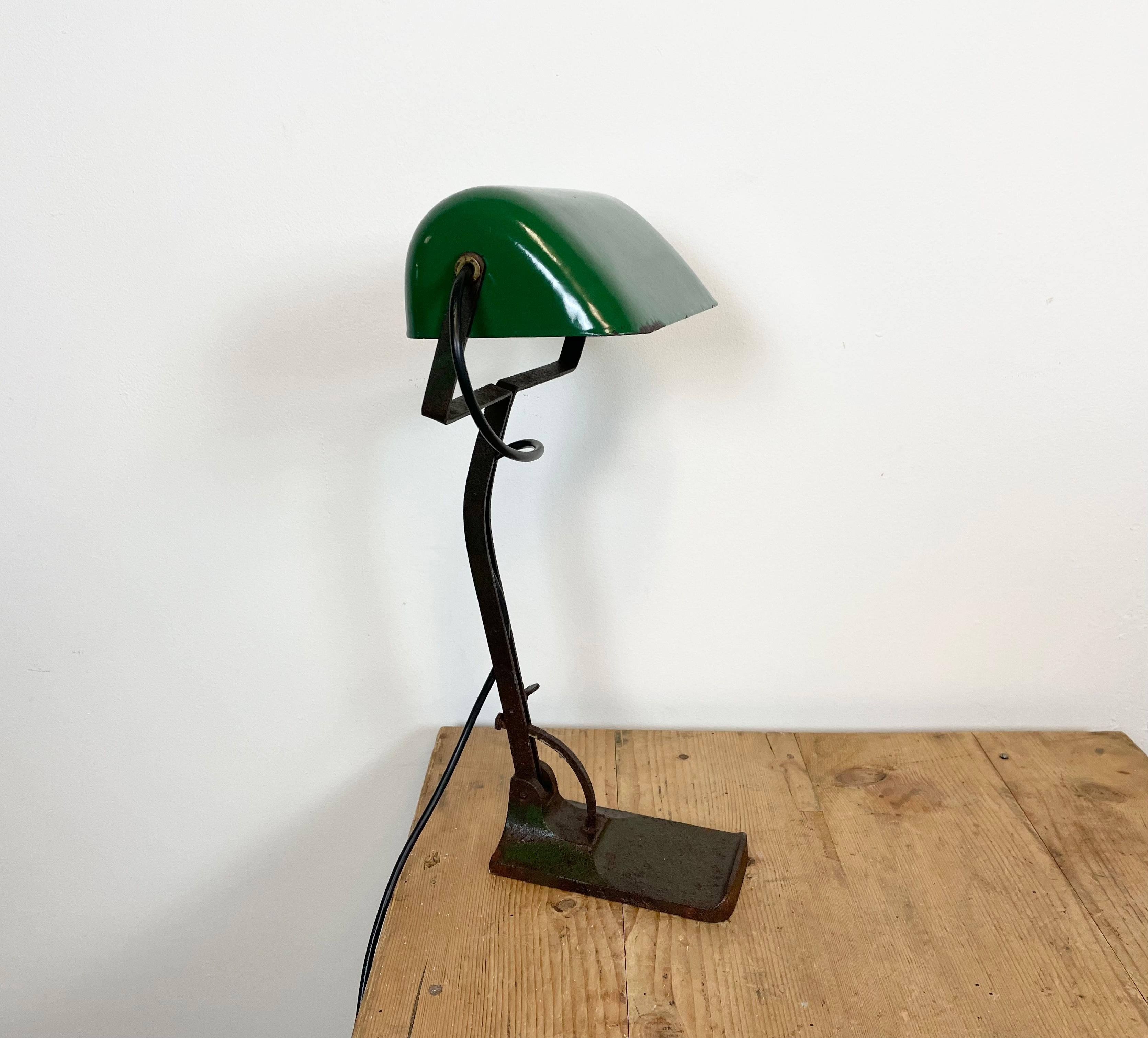Vintage Green Enamel Bank Lamp from Astral, 1930s In Good Condition For Sale In Kojetice, CZ
