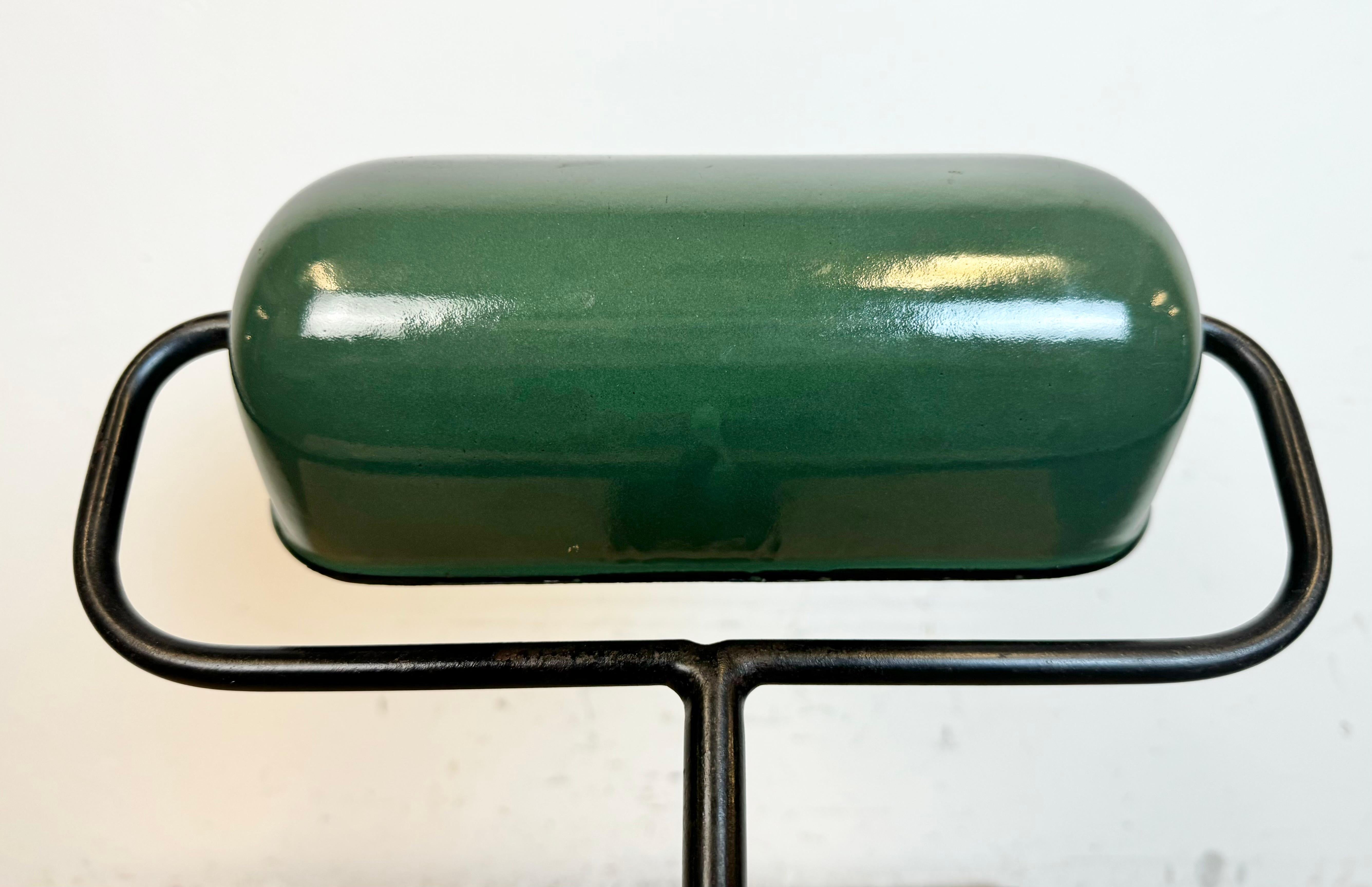 Grüne Emaille-Banklampe aus BUR, Vintage, 1930er Jahre im Angebot 11