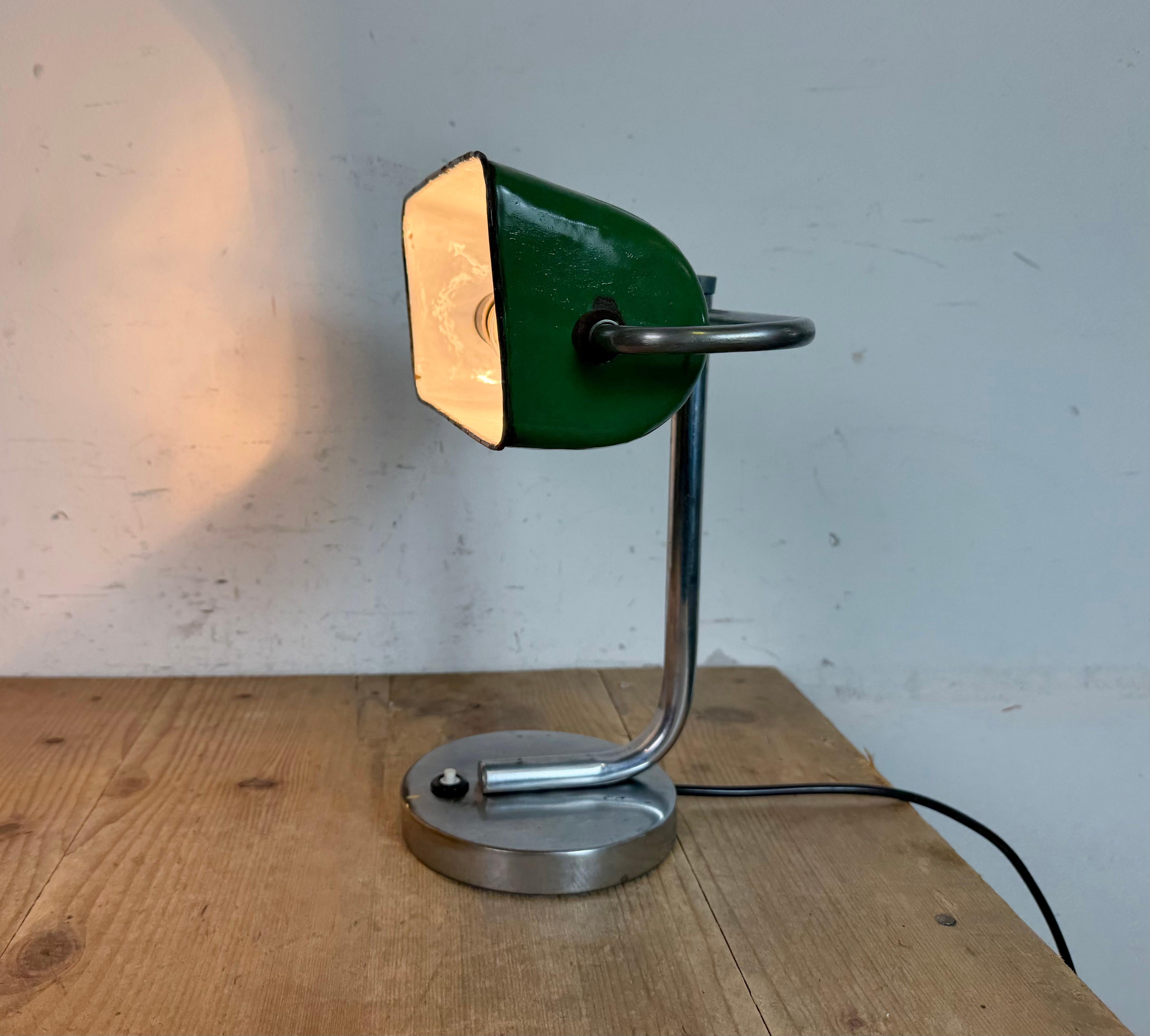 Vintage Green Enamel Banker Lamp, 1950s im Angebot 13