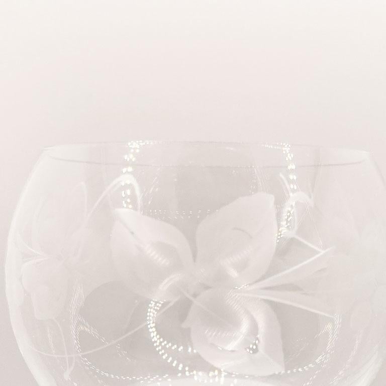 Vintage Green Etched Wine Glasses, Pair For Sale at 1stDibs