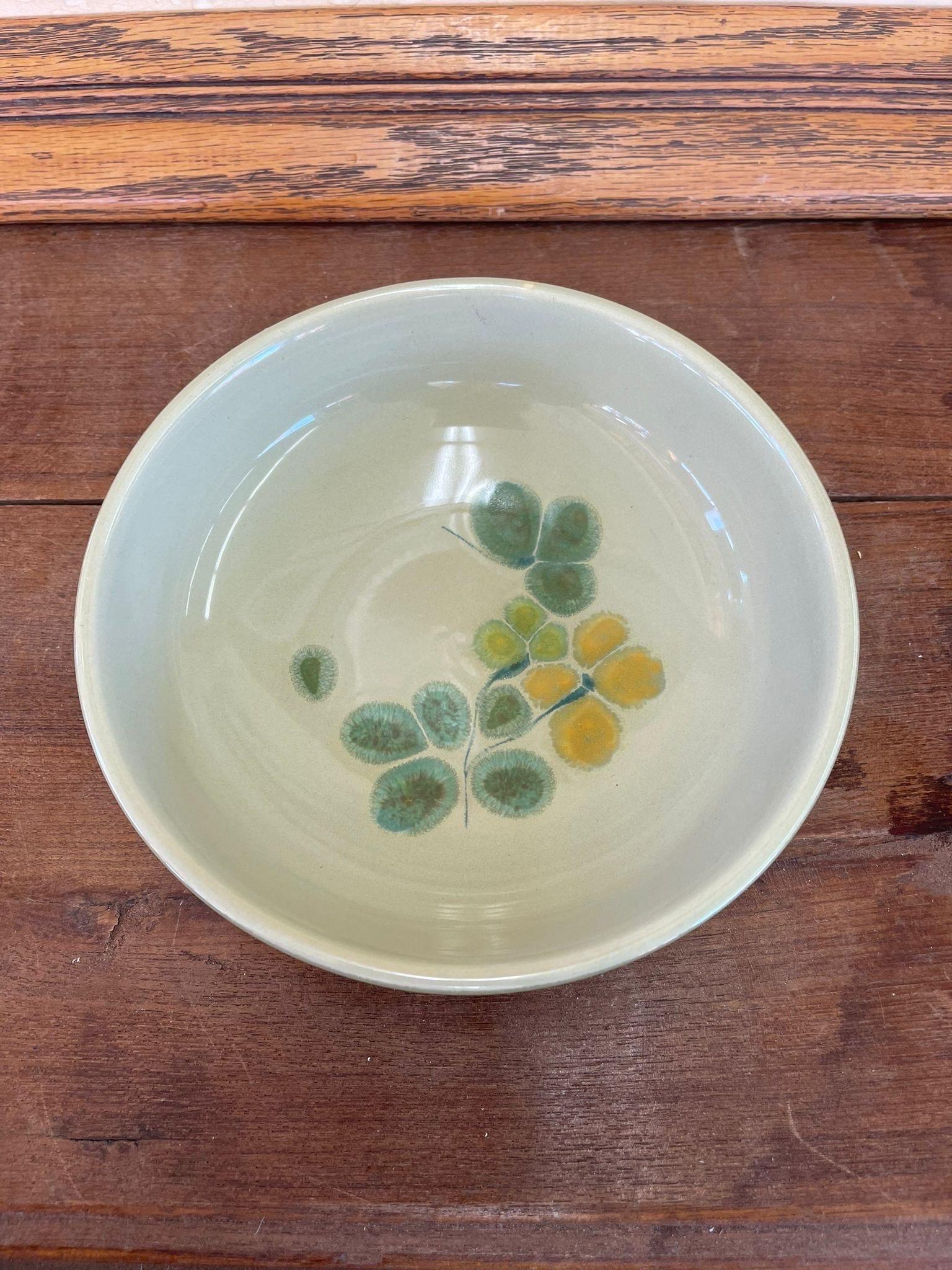 Vintage Green Franciscan Earthenware Bowl. In Good Condition For Sale In Seattle, WA