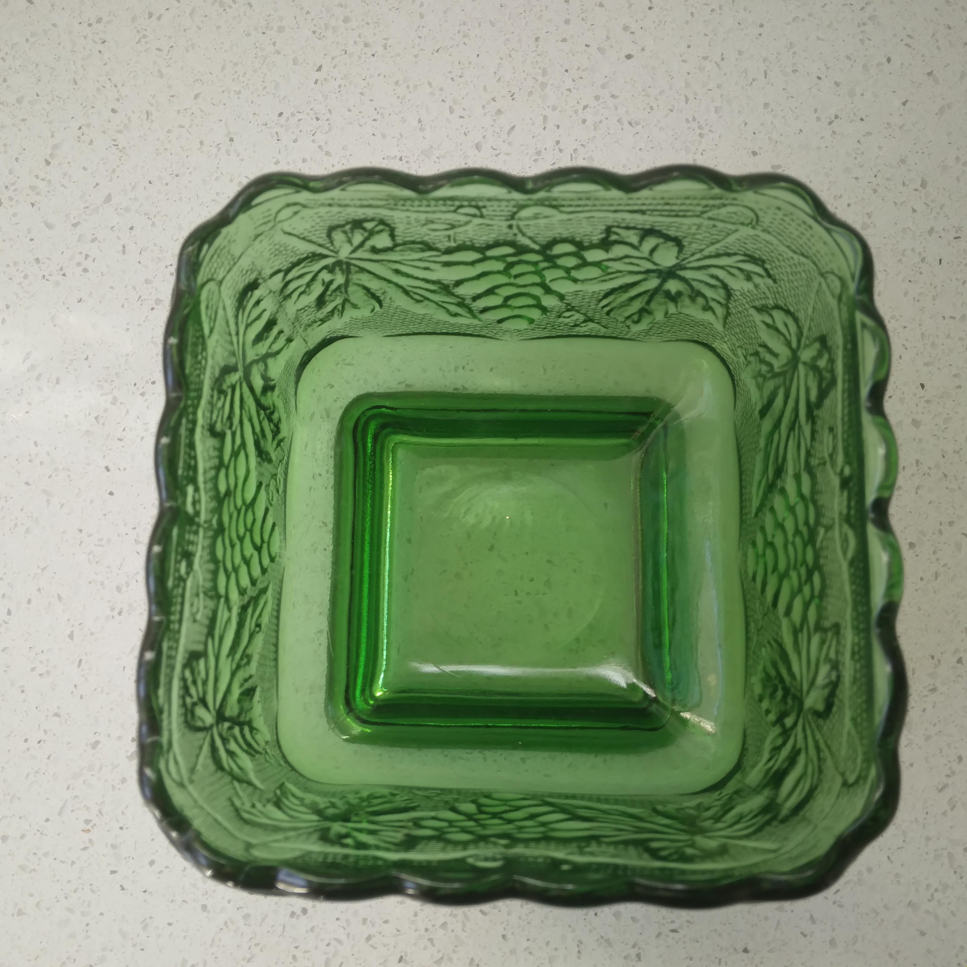 American Vintage Green Glass Pedestal Dish featuring Grape Vine Pattern For Sale