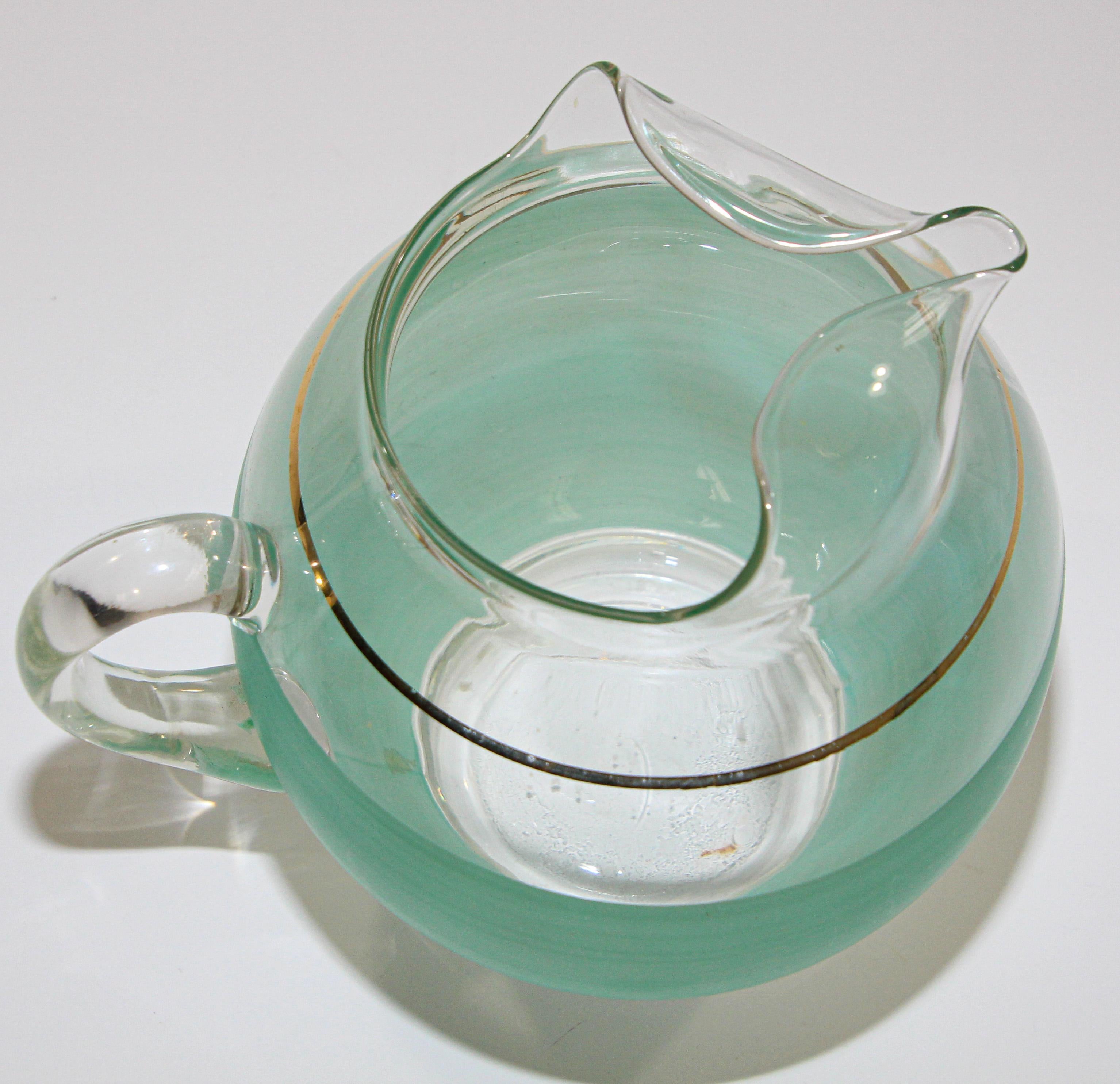 1960er Grüner Glaskrug Amerikanisches Sammlerstück Barware (Moderne der Mitte des Jahrhunderts) im Angebot