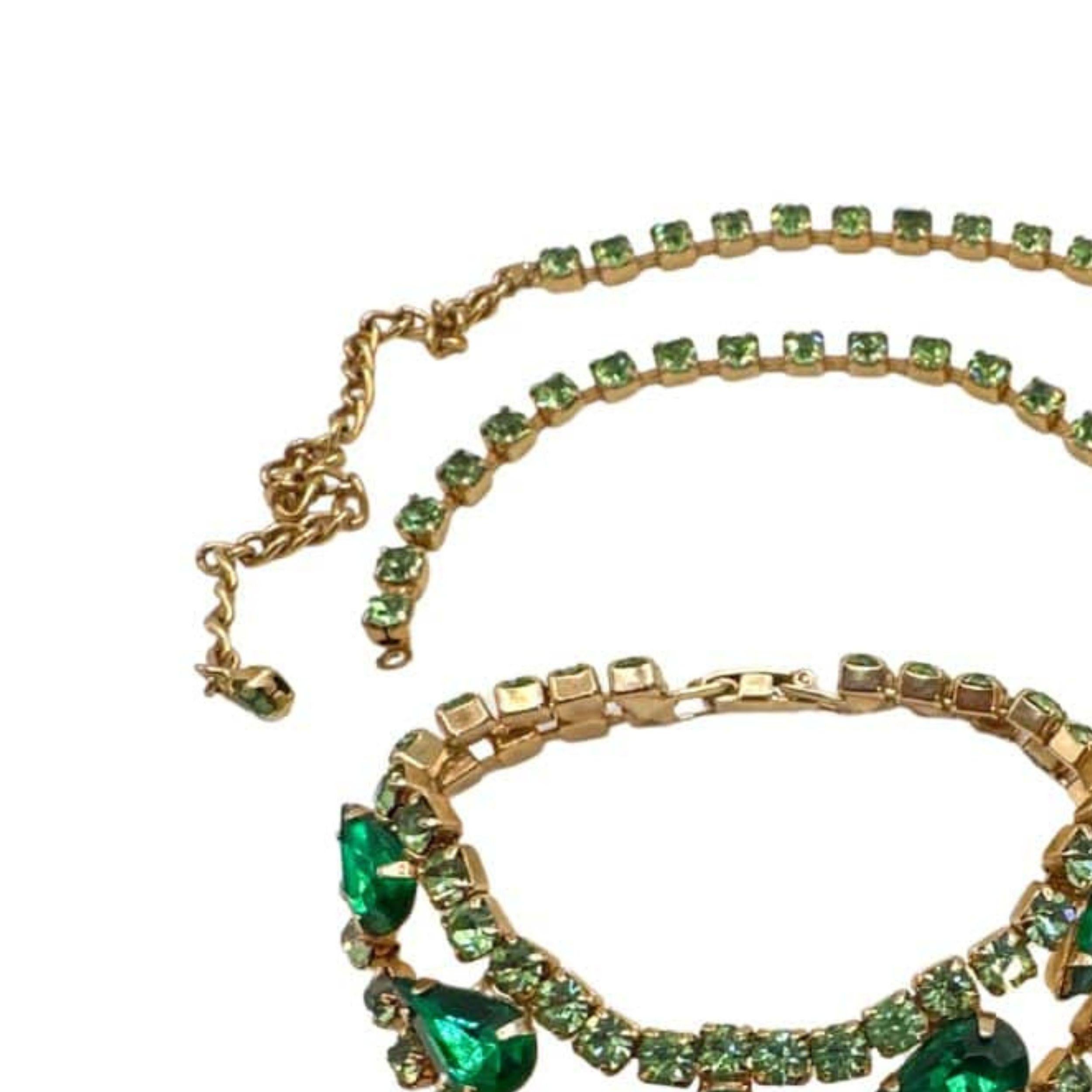 Vintage Green Glass & Rhinestone Jewelry Set – Necklace & Bracelet For Sale 2