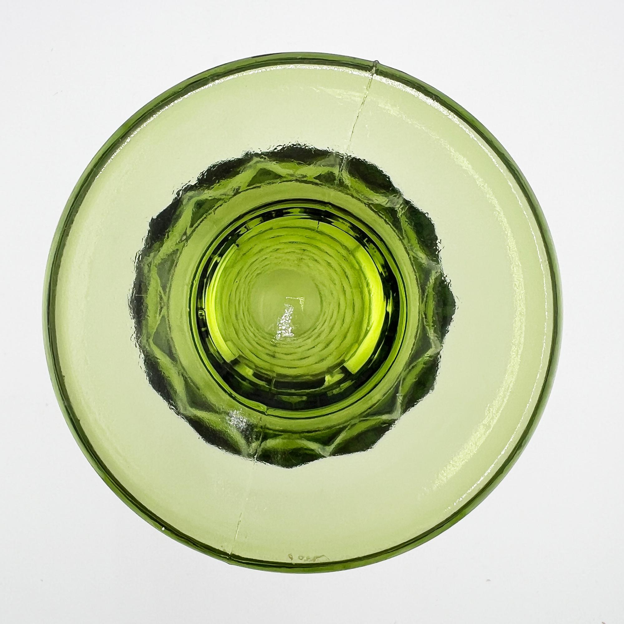 Américain Verres à boire vintage en verre vert - Lot de cinq Verres à boire texturés du milieu du siècle dernier en vente