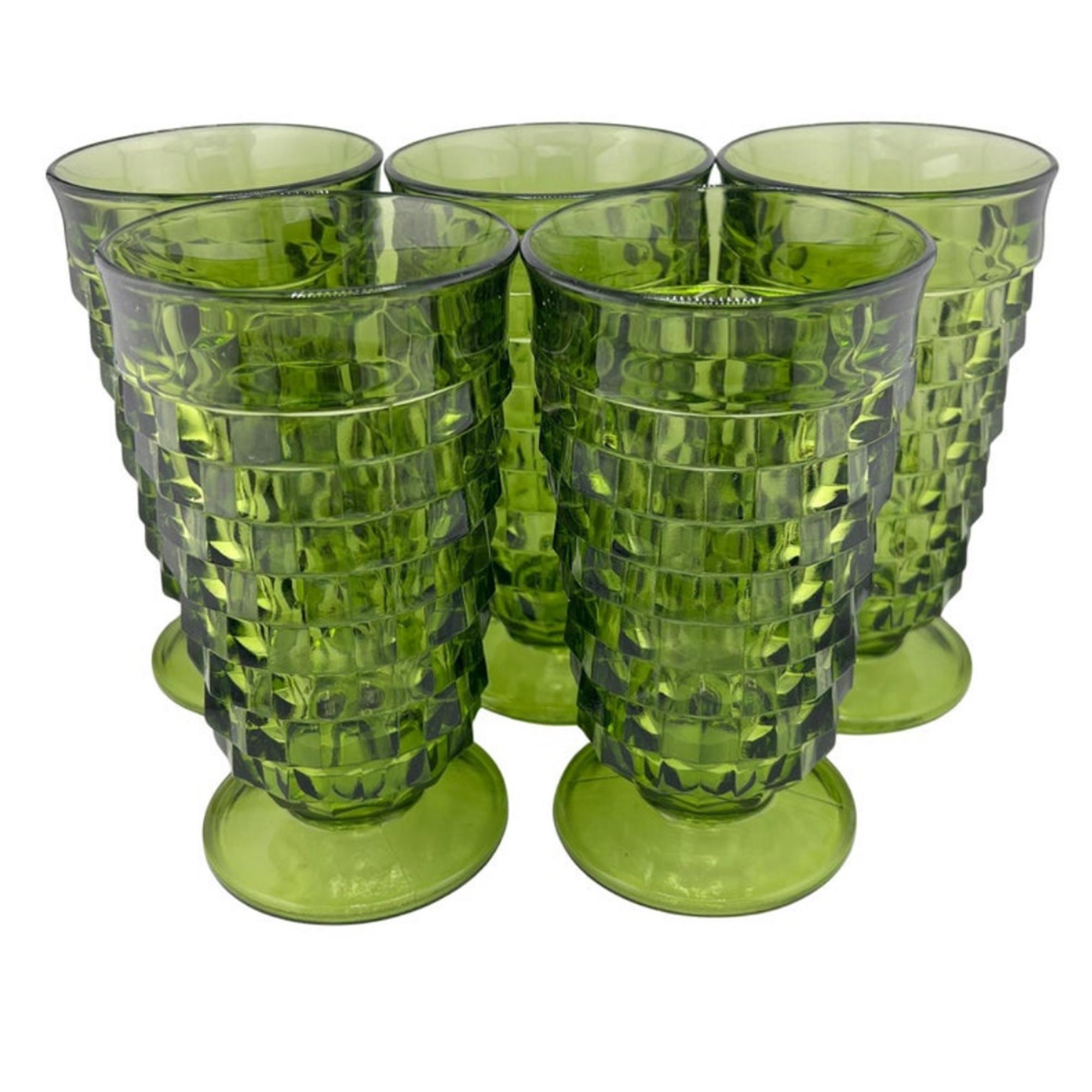 20ième siècle Verres à boire vintage en verre vert - Lot de cinq Verres à boire texturés du milieu du siècle dernier en vente