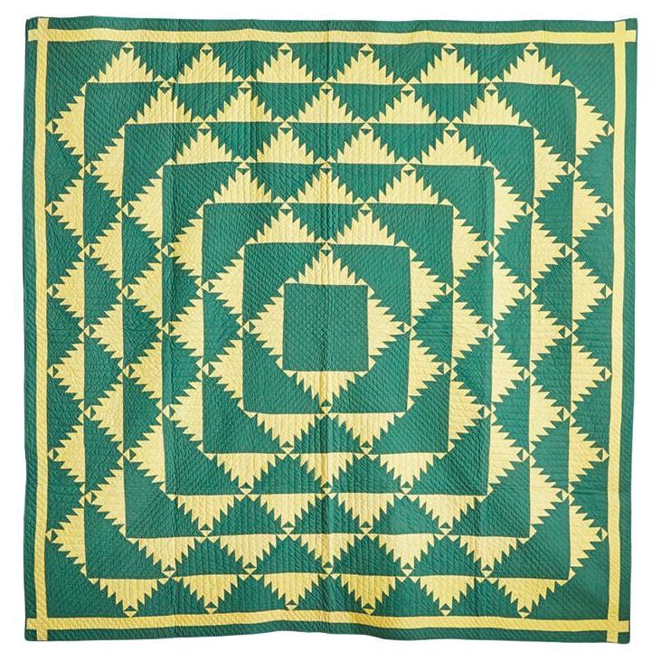 Vintage Green Handmade Patchwork Cotton "Delectable Mountains" Quilt, USA, 1930s For Sale