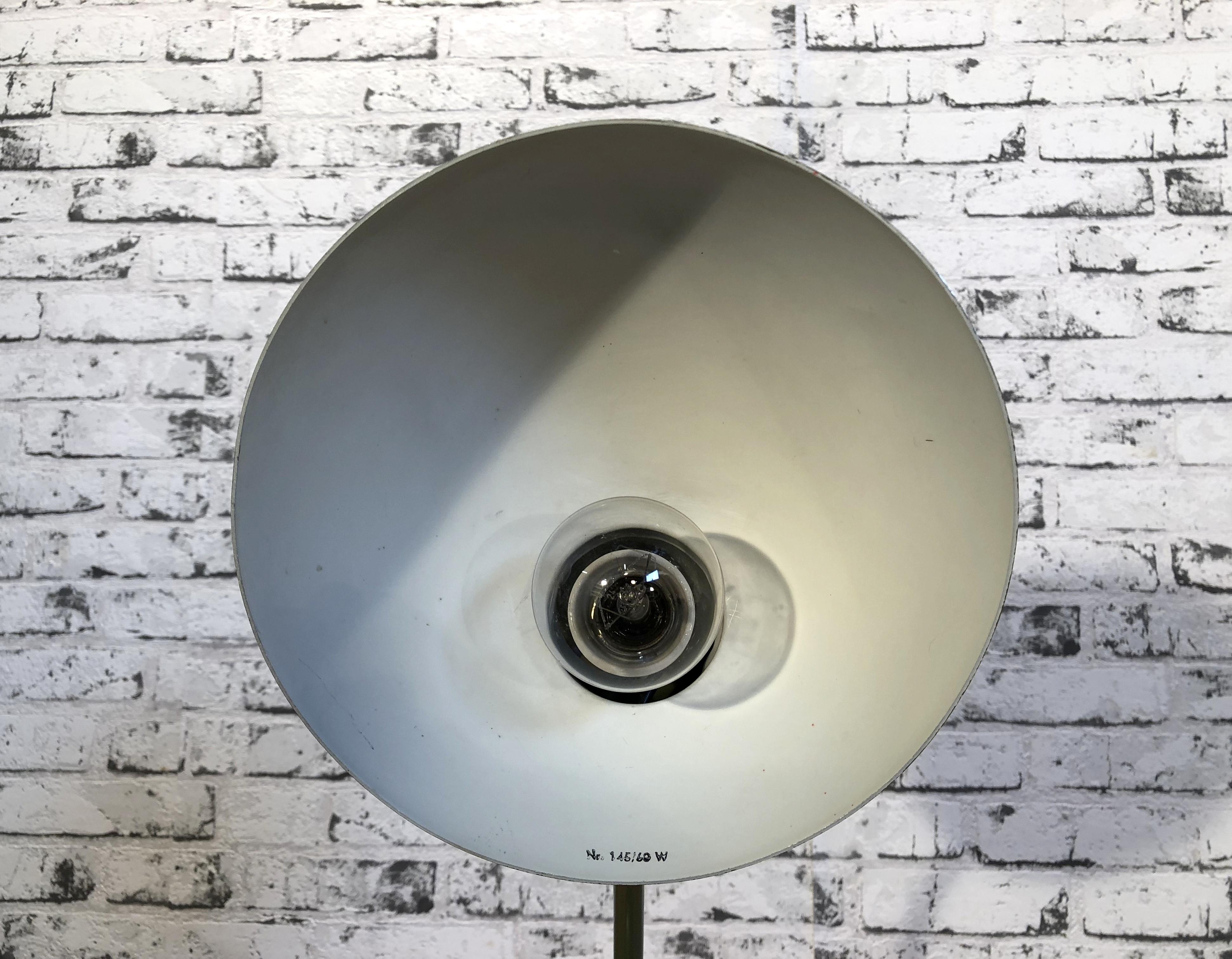20th Century Vintage Green Industrial Desk Lamp, 1950s