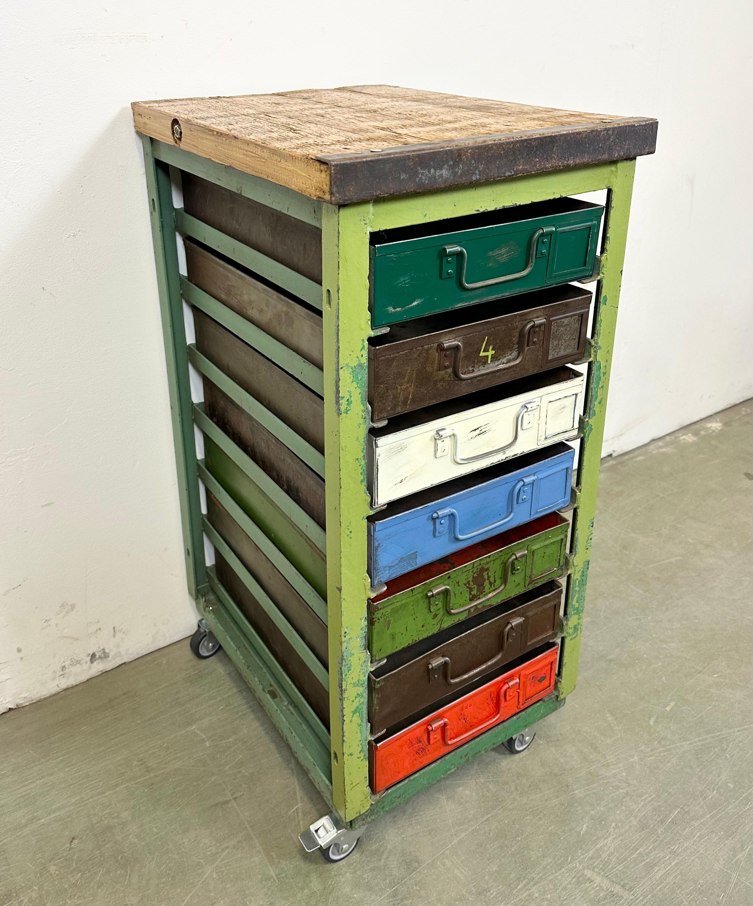 Vintage Green Industrial Iron Chest of Drawers on Wheels, 1950s For Sale 1