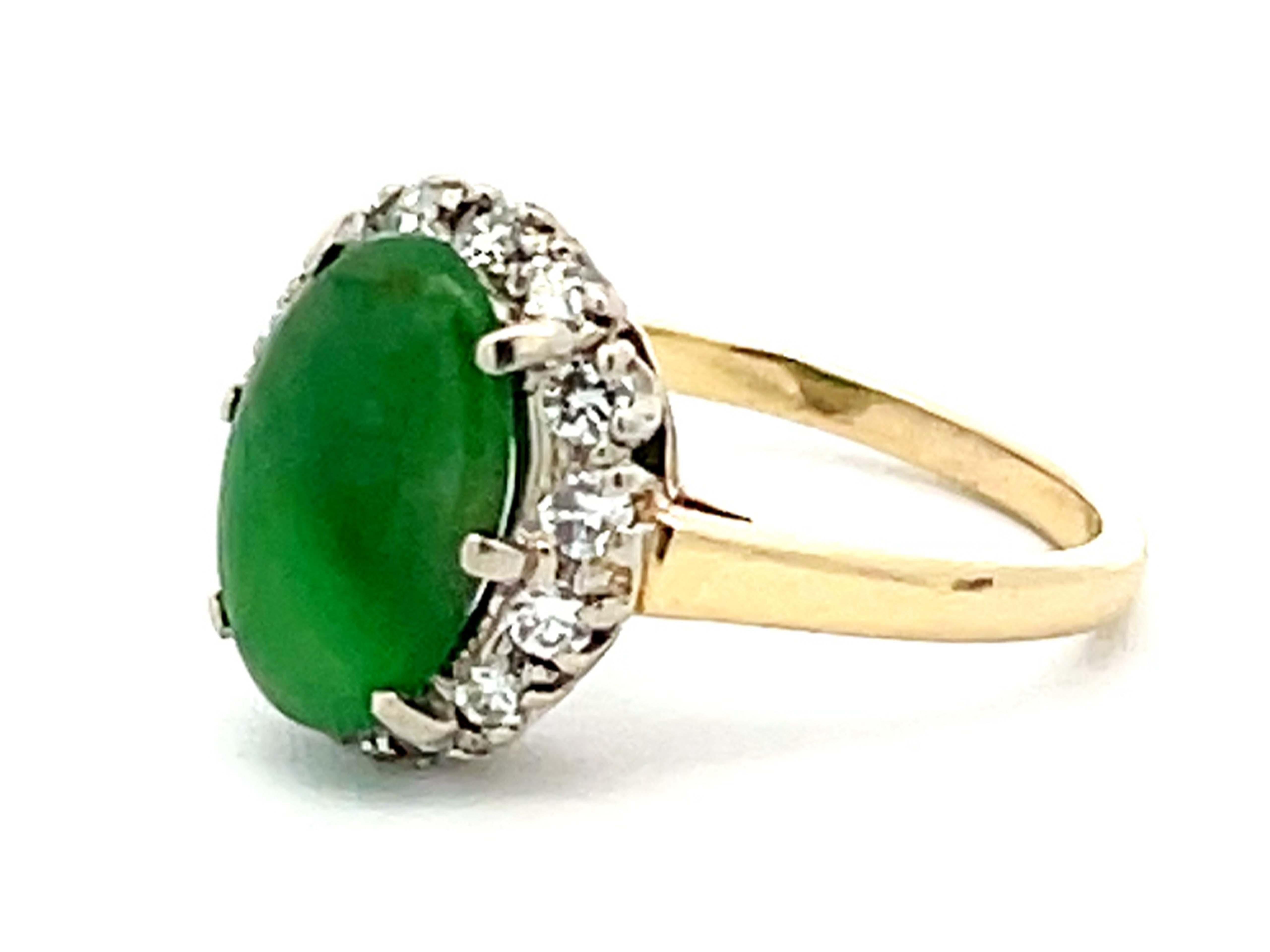 Cabochon Vintage Green Jade Diamond Halo Gold Ring For Sale