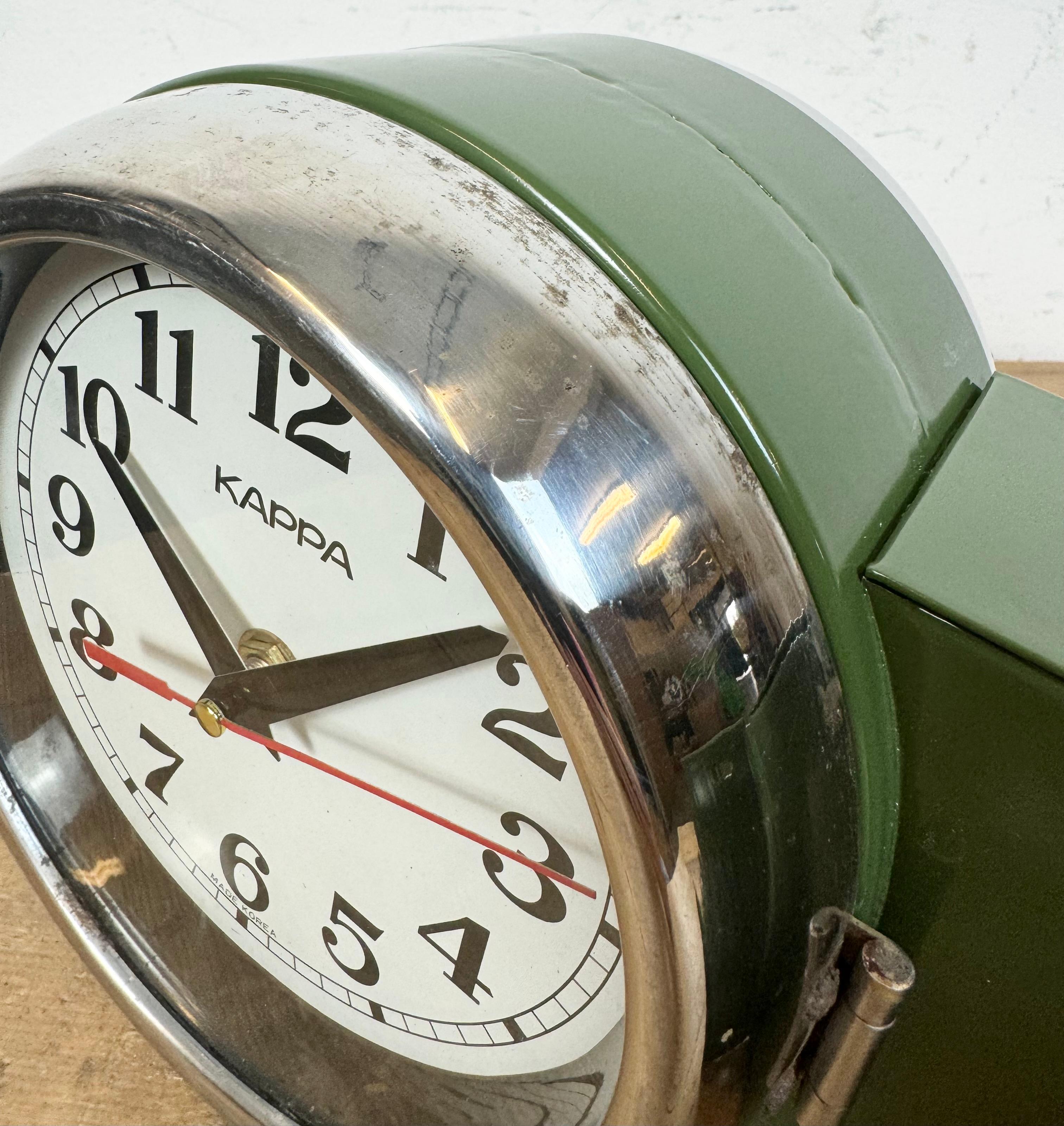 Vieille horloge murale Kappa Maritime verte à double face, années 1980 en vente 5
