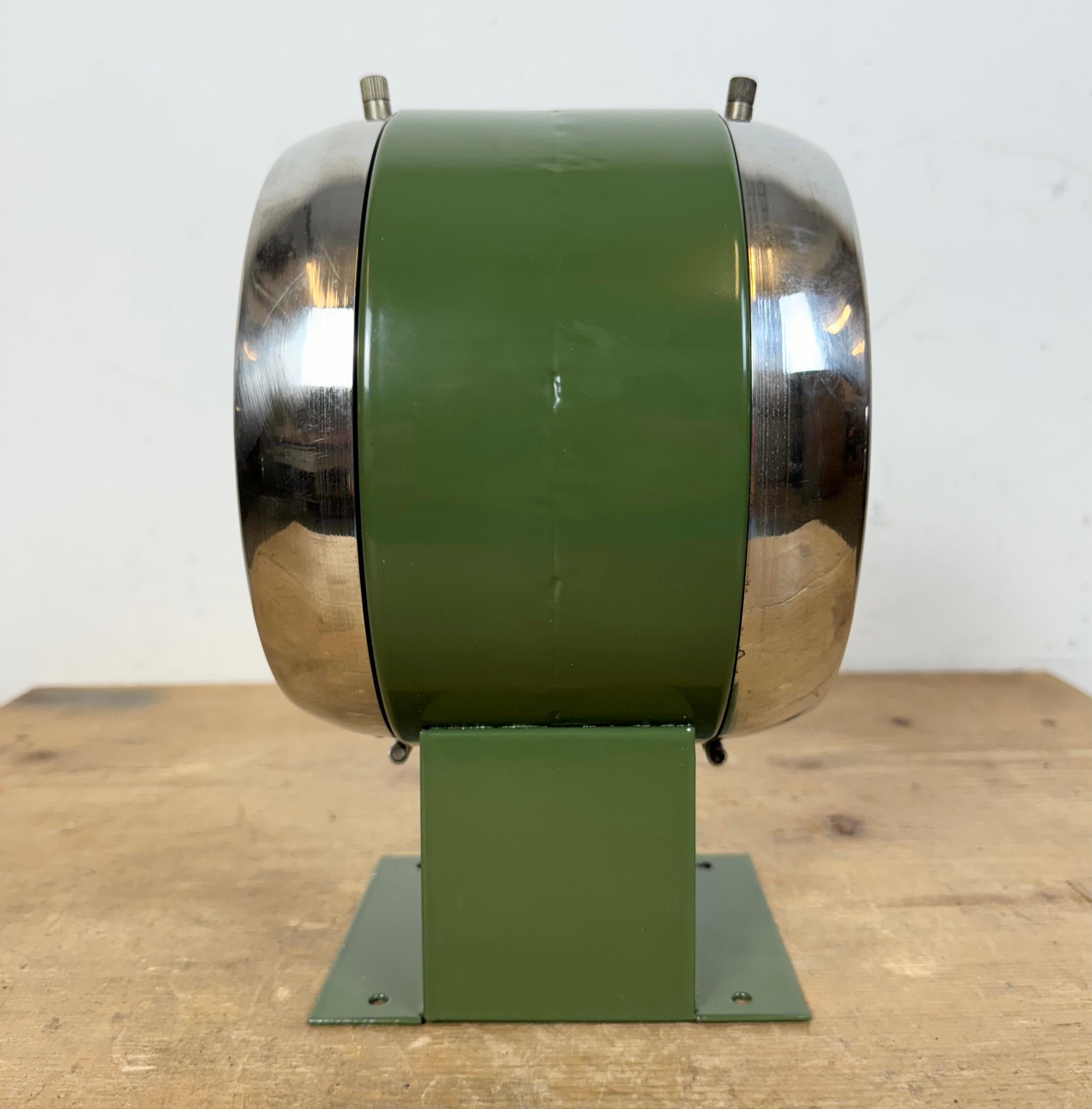 Vieille horloge murale Kappa Maritime verte à double face, années 1980 en vente 2