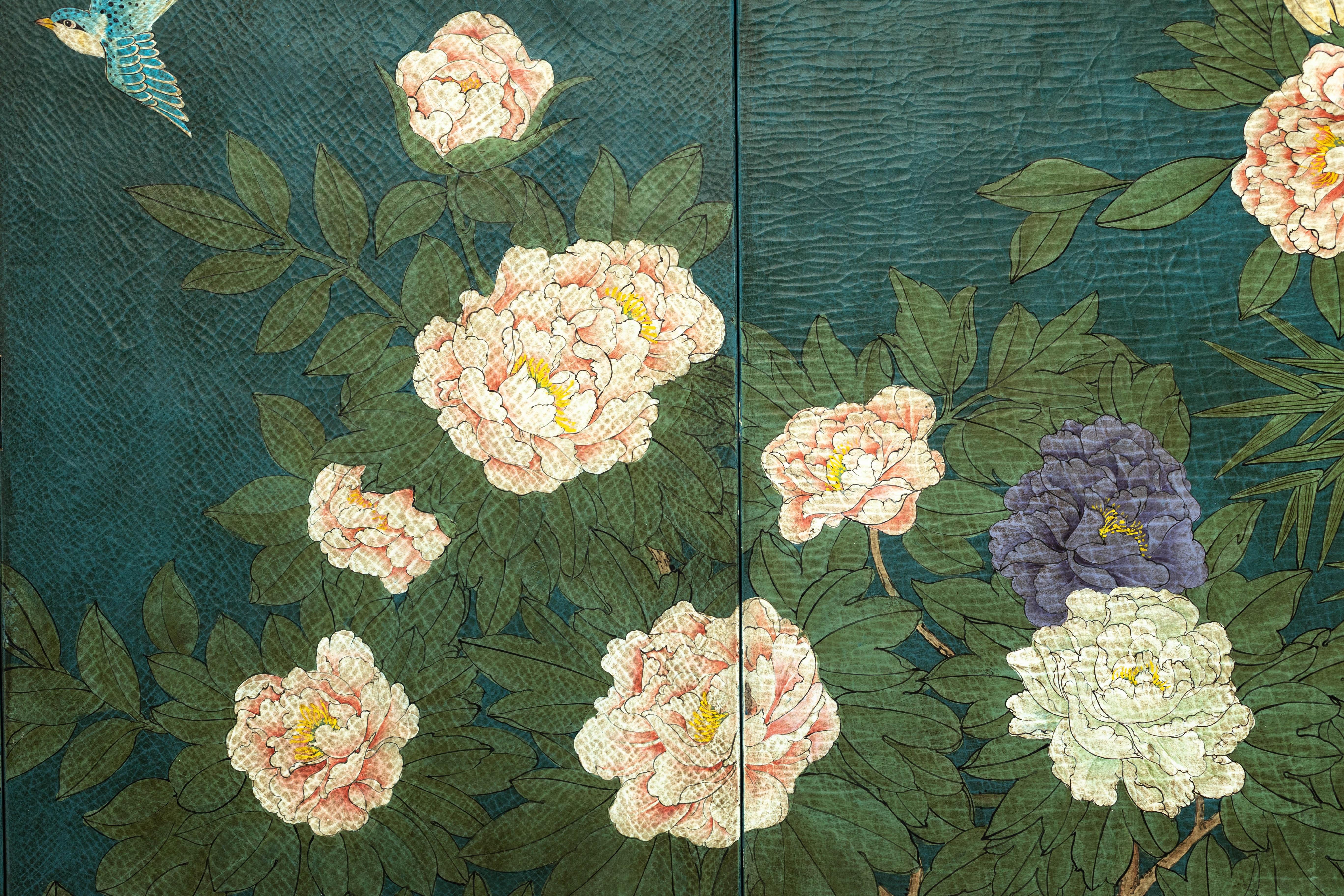 Green Lacquered Screen Room Divider with Hand-Painted Birds and Peonies 5