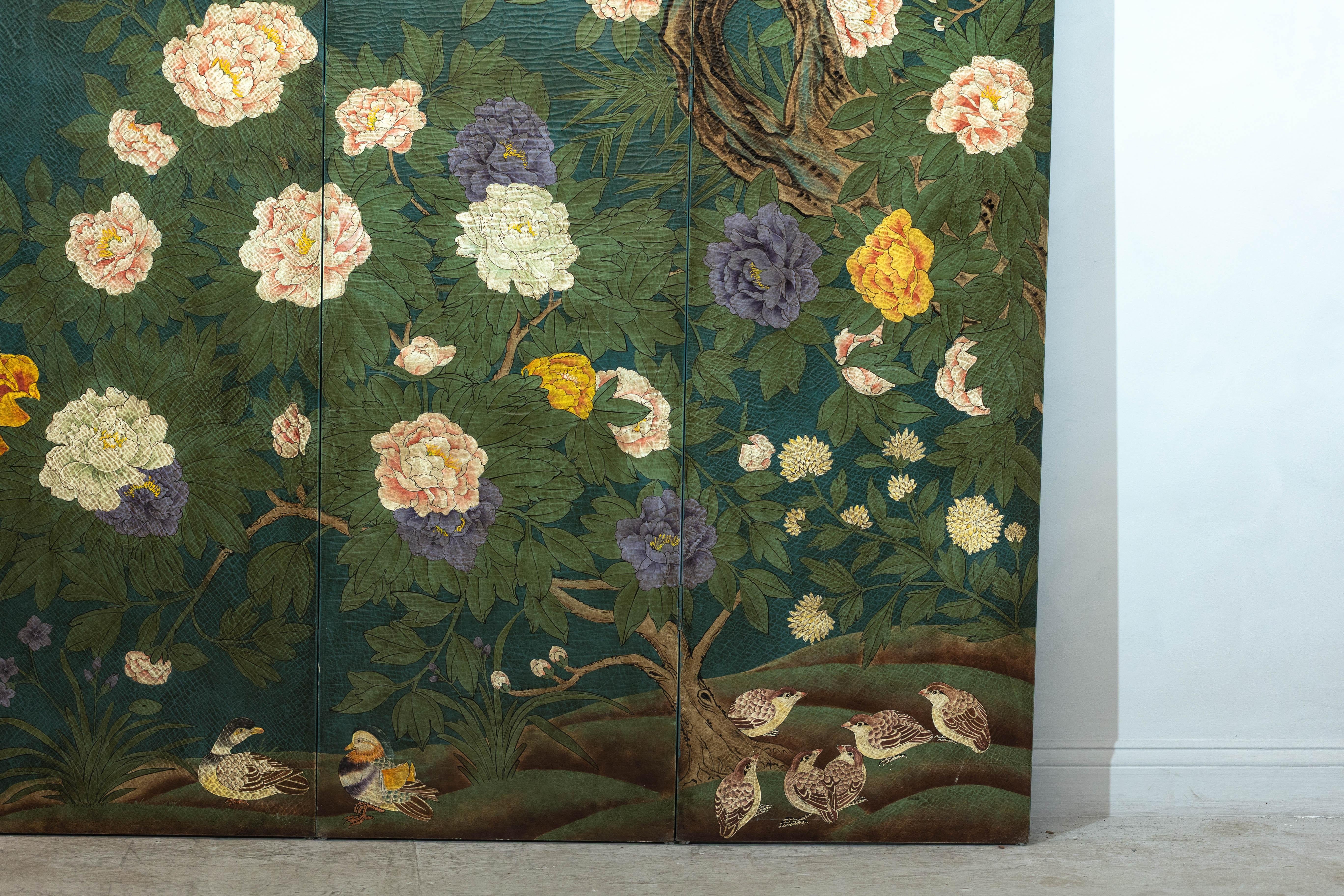 Green Lacquered Screen Room Divider with Hand-Painted Birds and Peonies 3