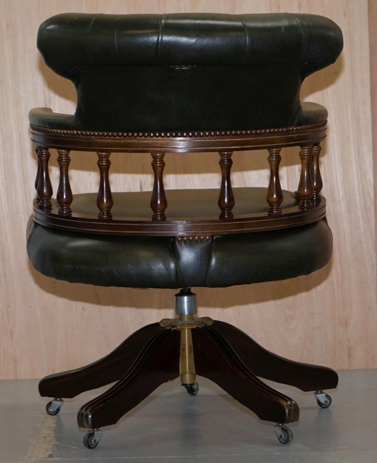 Green Leather Captains Chair / Green Leather Captains Swivel Chair | Swivel Chairs : 32 1/4 h 