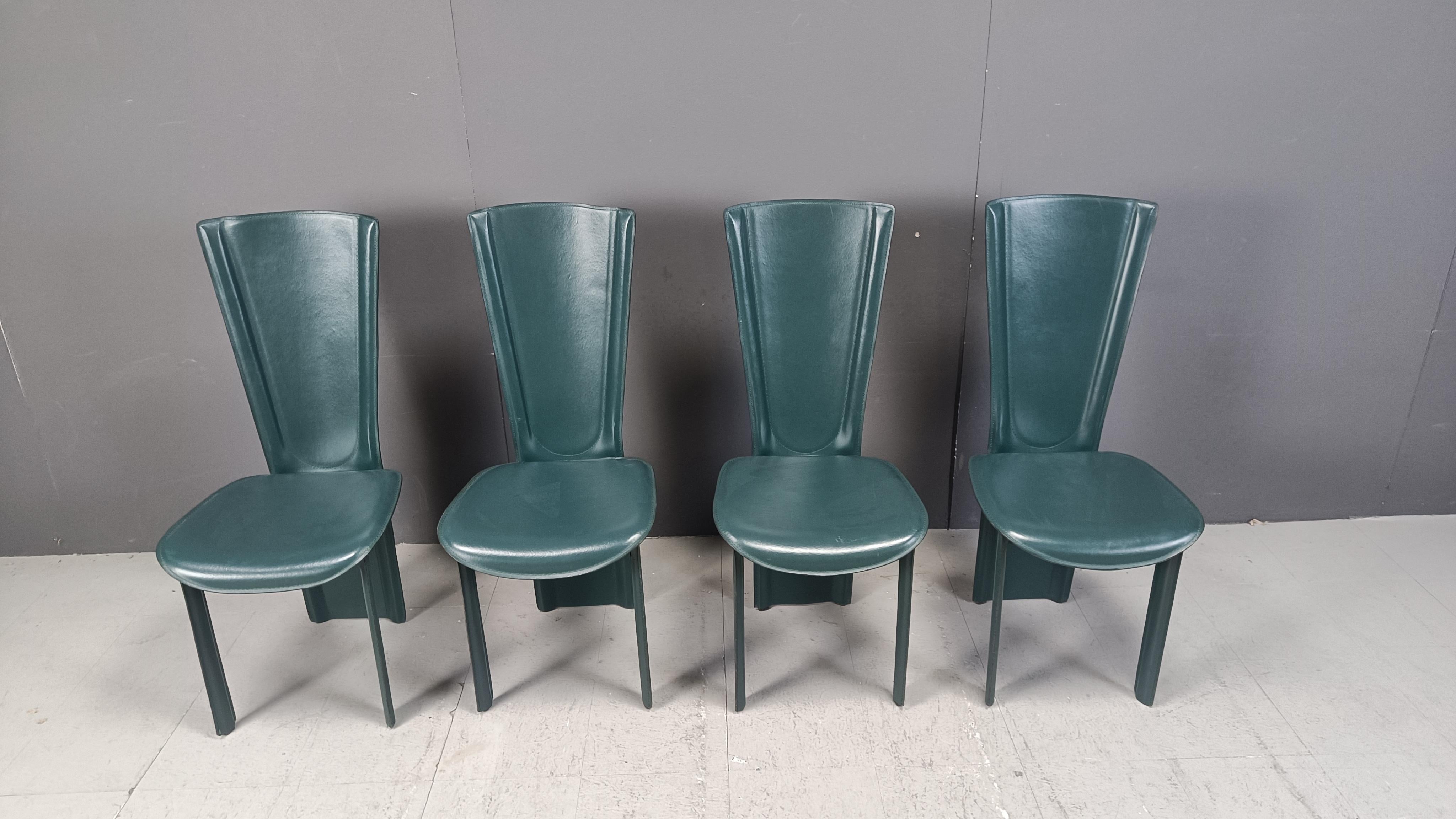 Postmoderno Sedie da pranzo in pelle verde vintage, anni '80 - set da 4 in vendita