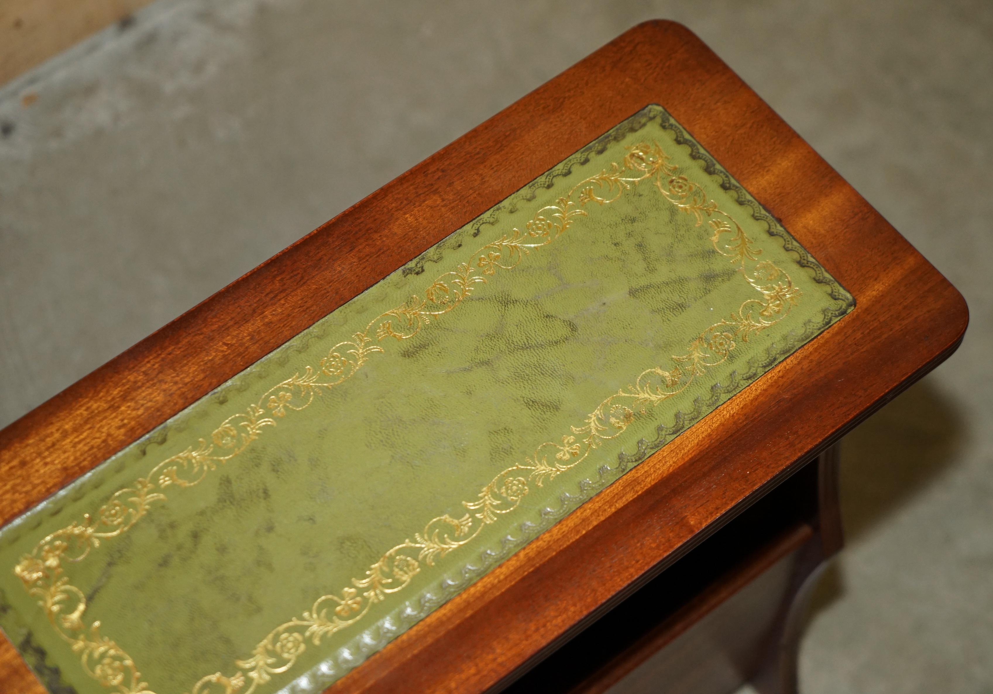 Hand-Crafted ViNTAGE GREEN LEATHER & FLAMED HARDWOOD SIDE END WINE TABLE MAGAZINE RACK For Sale
