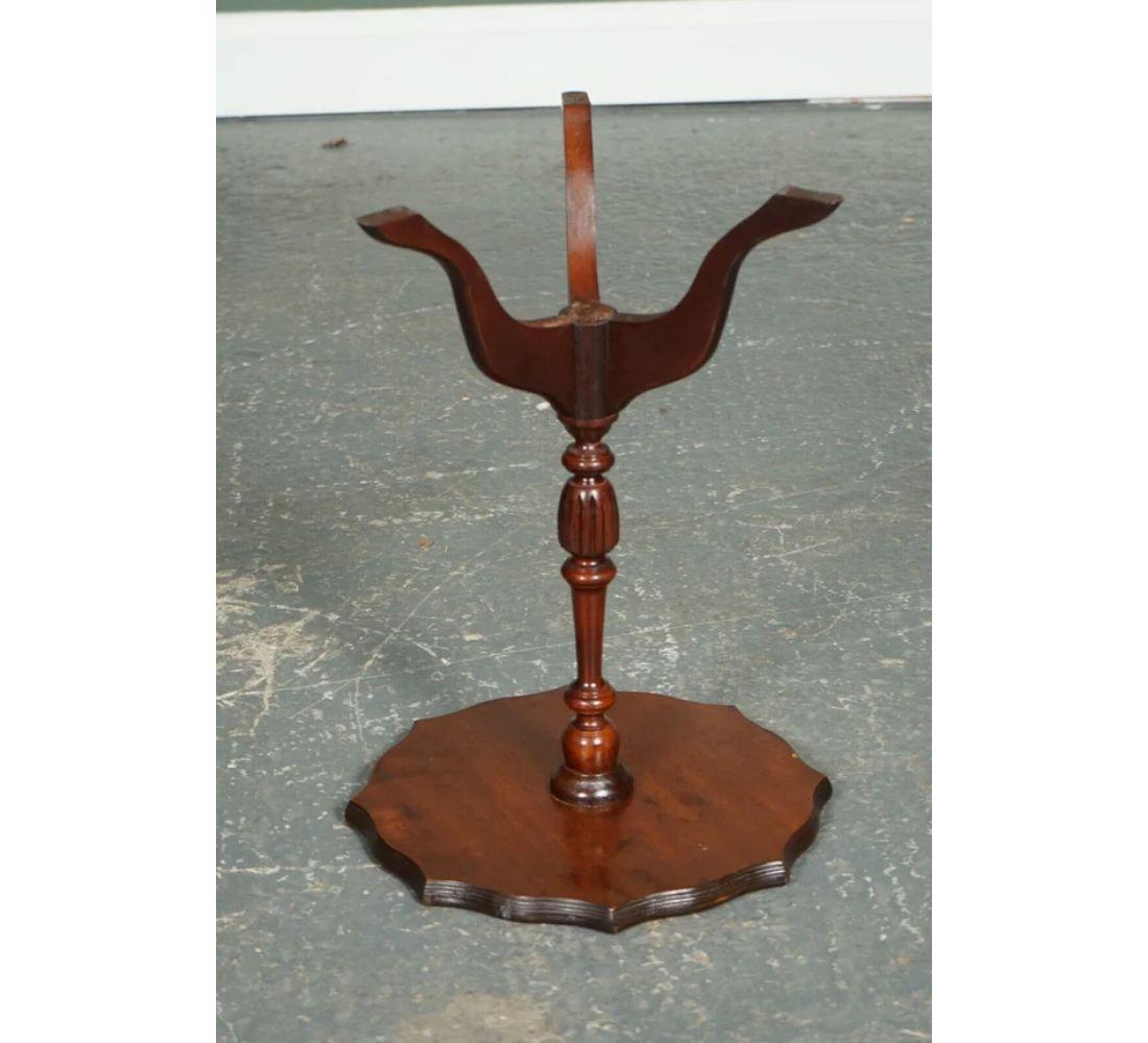 Vintage Green Leather Wine Side Pie Crust Table on Tripod Feet For Sale 4