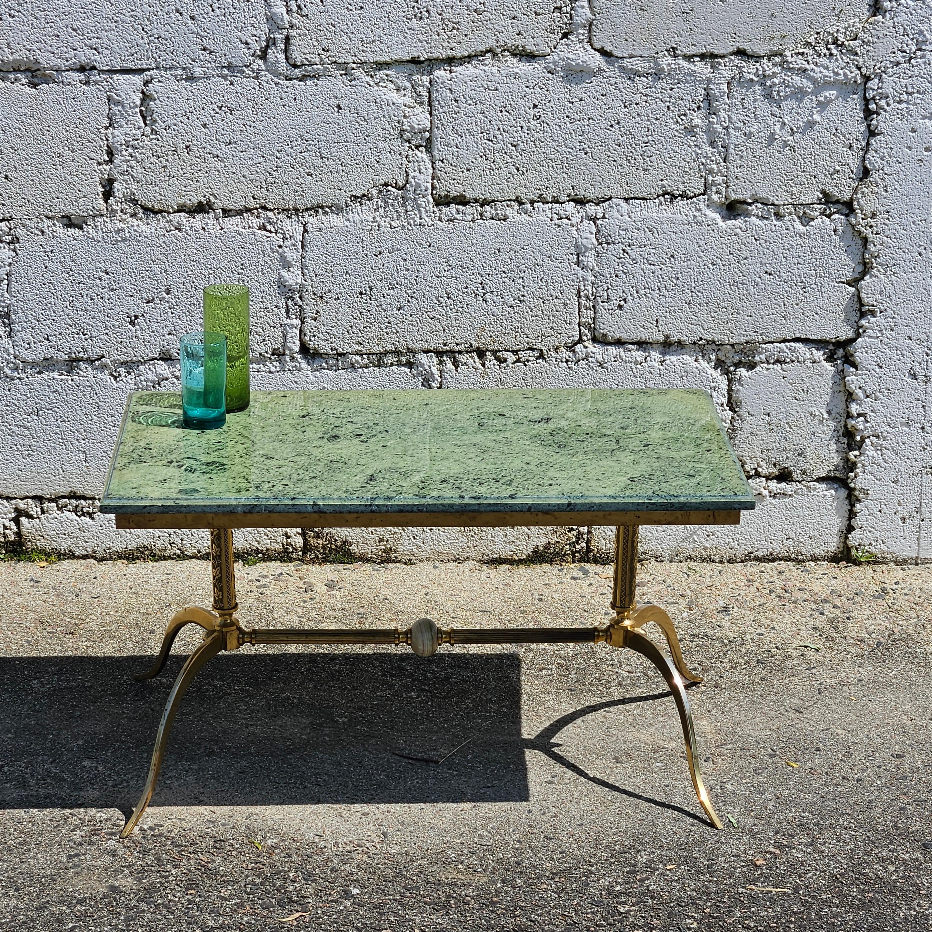 Vintage green Marble and Brass Coffee Table-Cocktail Table -Regency Style-70s In Good Condition In Bussiere Dunoise, Nouvel Aquitaine
