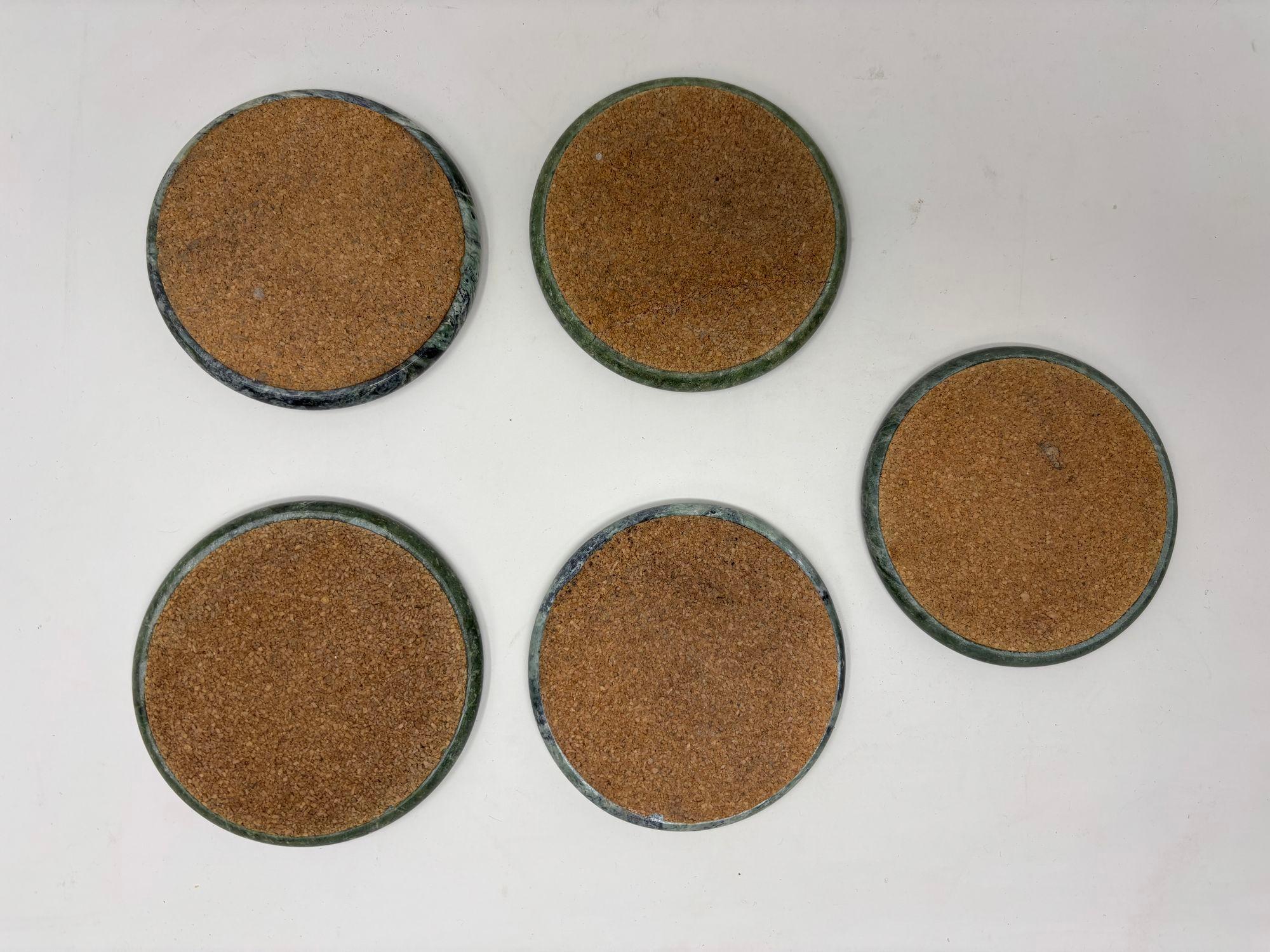 Marbre Vintage Green Marble Coasters Set 5 Pieces Handmade in Italy Collectible 1970 en vente