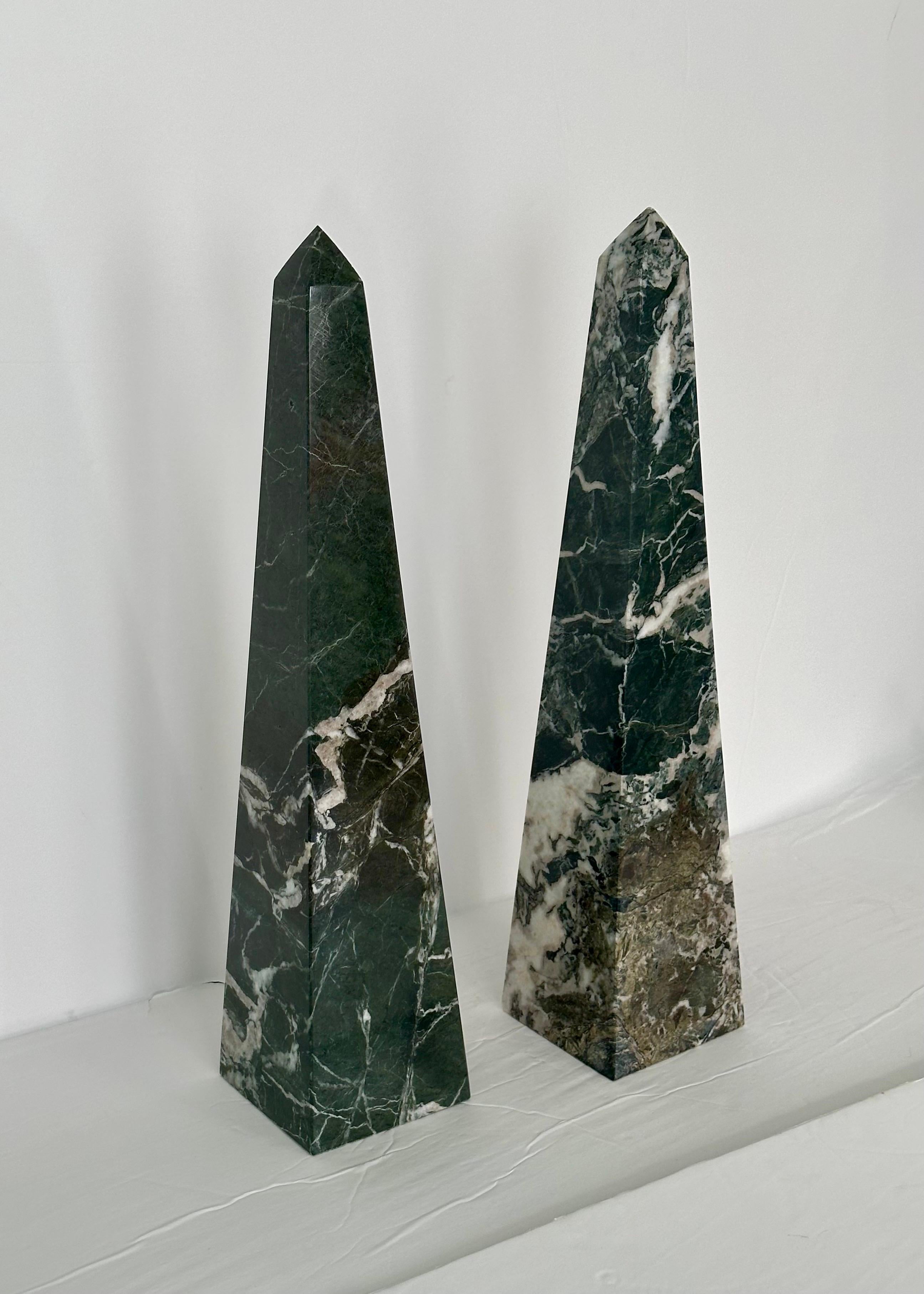 Classical Roman Vintage Green Marble Stone Obelisks – a Pair  For Sale