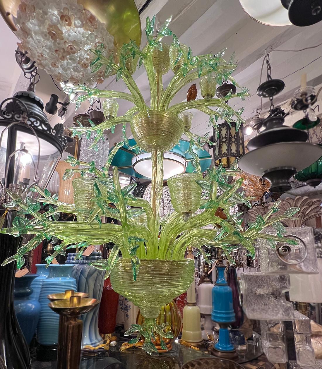 Lampadario vintage di Murano verde in vendita 1