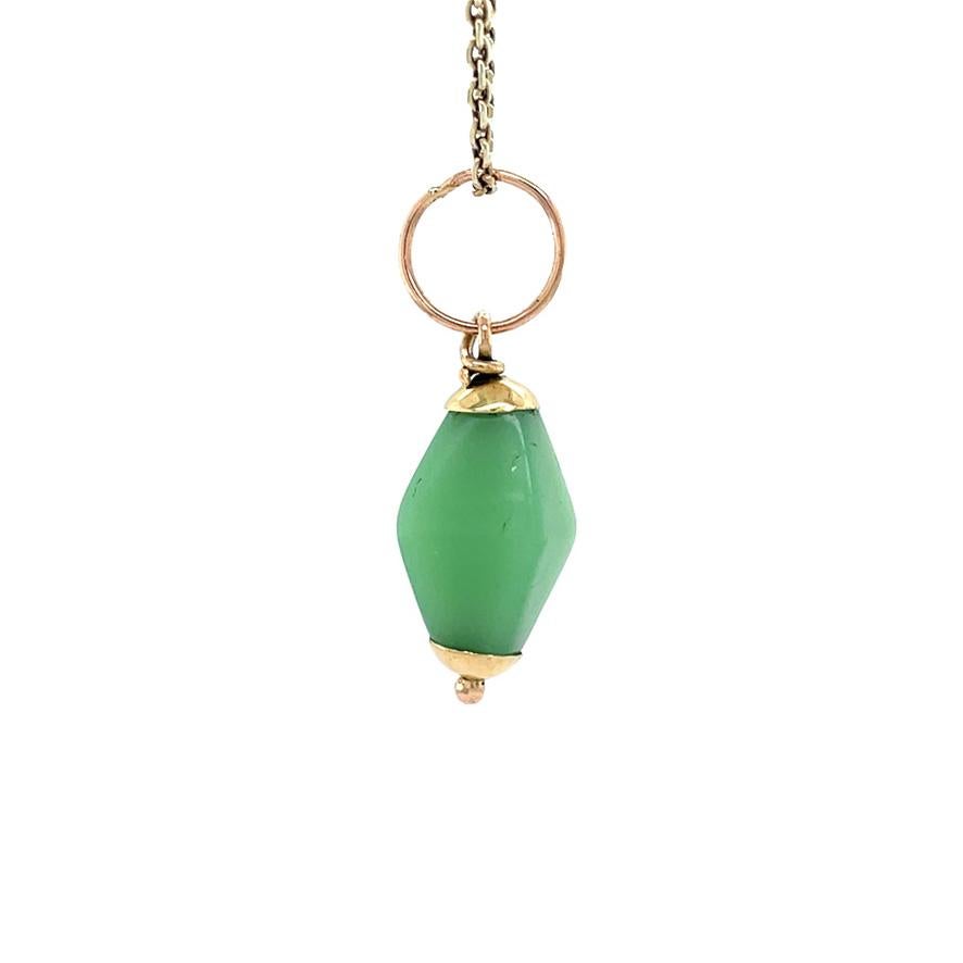 Vintage Green Opal Cabochon Gemstone Charm Pendant, 14K In Good Condition For Sale In AMSTERDAM, NL