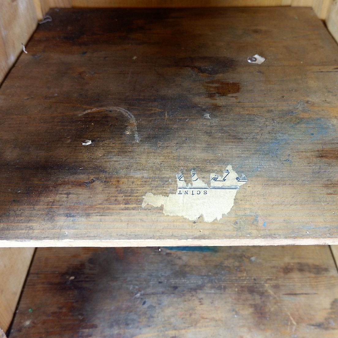 Vintage Grün patiniert Holz Pedestal Schrank Storage Stand im Angebot 6
