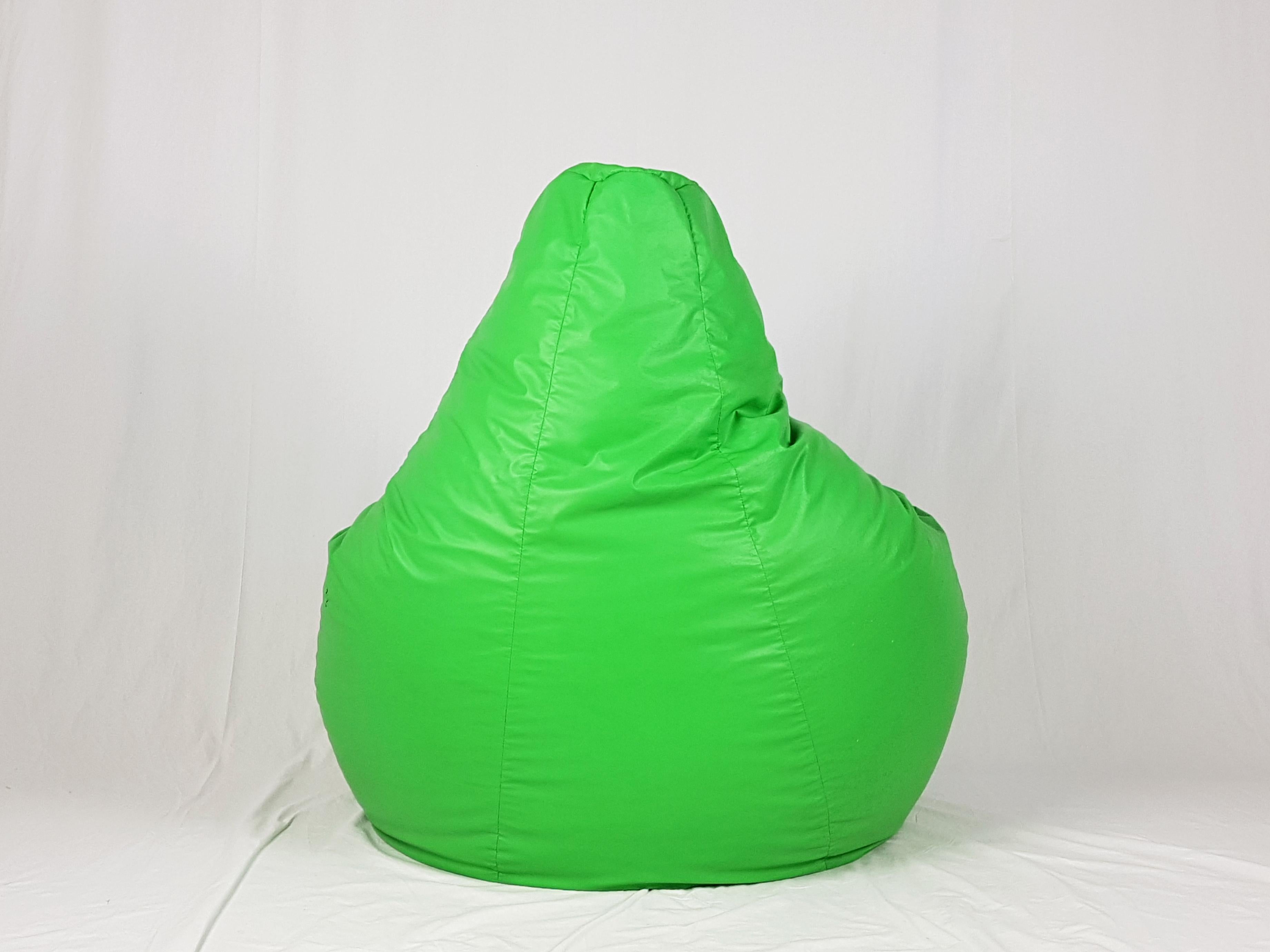 Vintage Green Plastic 1968 Armchair Sacco by Gatti, Paolini Teodoro for Zanotta In Good Condition In Varese, Lombardia