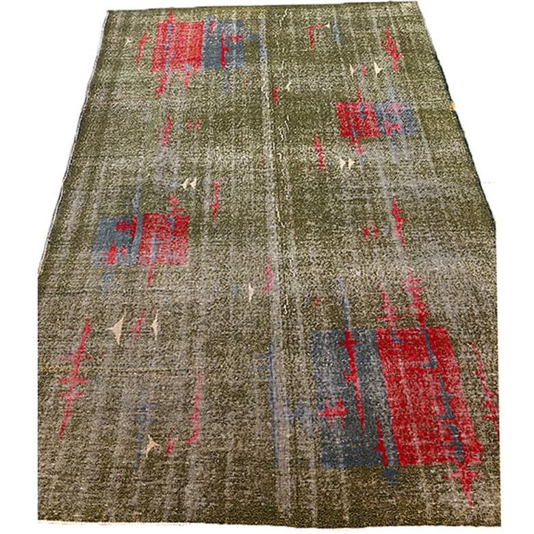 Unusual but intoxicating green with accents of red and blue. Scandinavian design, Turkish made. 100% wool. One of a kind and durable.

6’8″ x 10′

8638