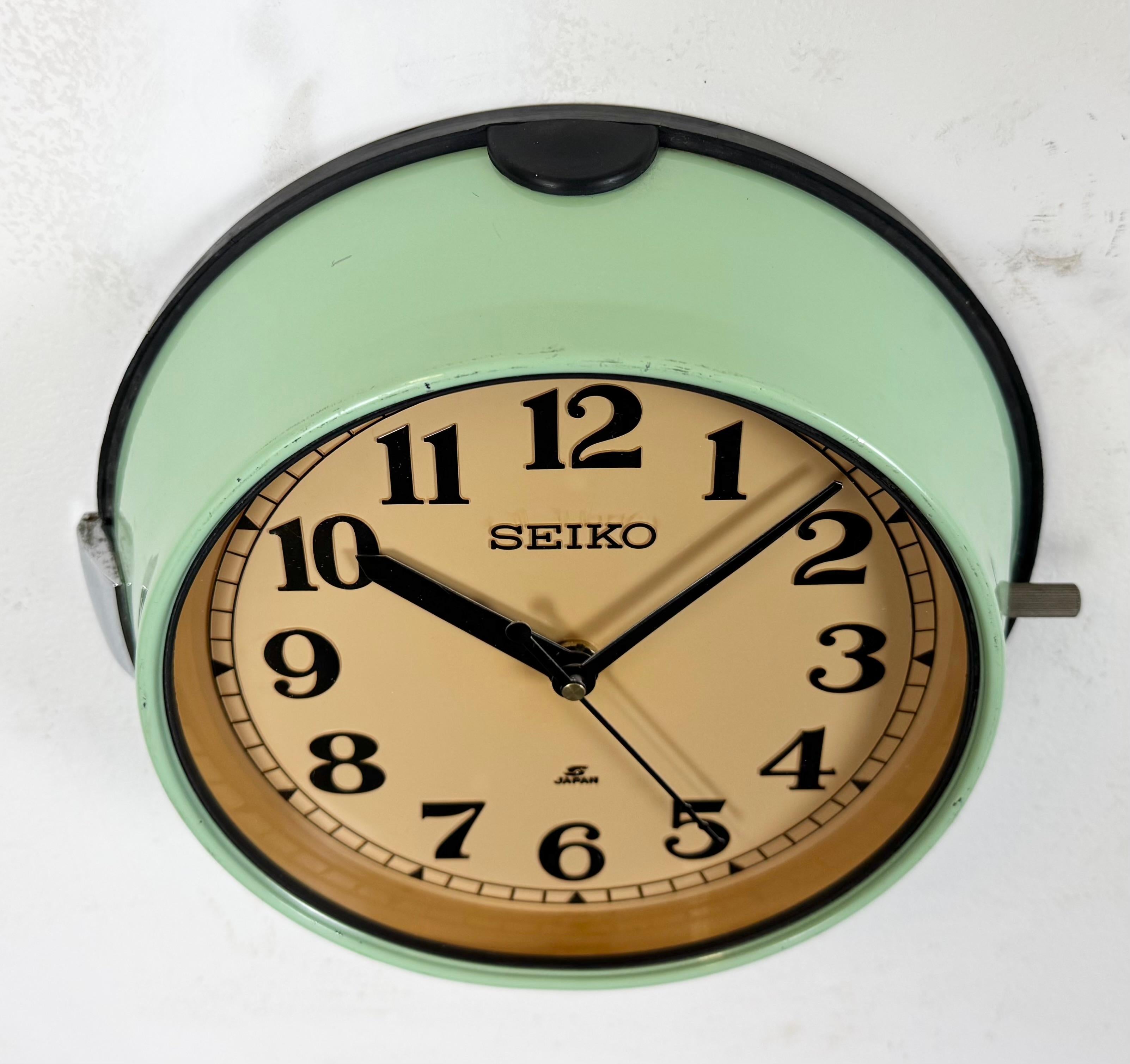 Reloj de pared de barcos Seiko verde vintage, años 70 siglo XX en venta