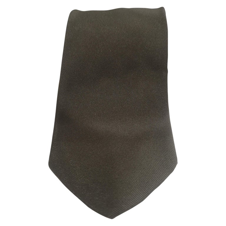 Vintage green silk tie For Sale at 1stDibs